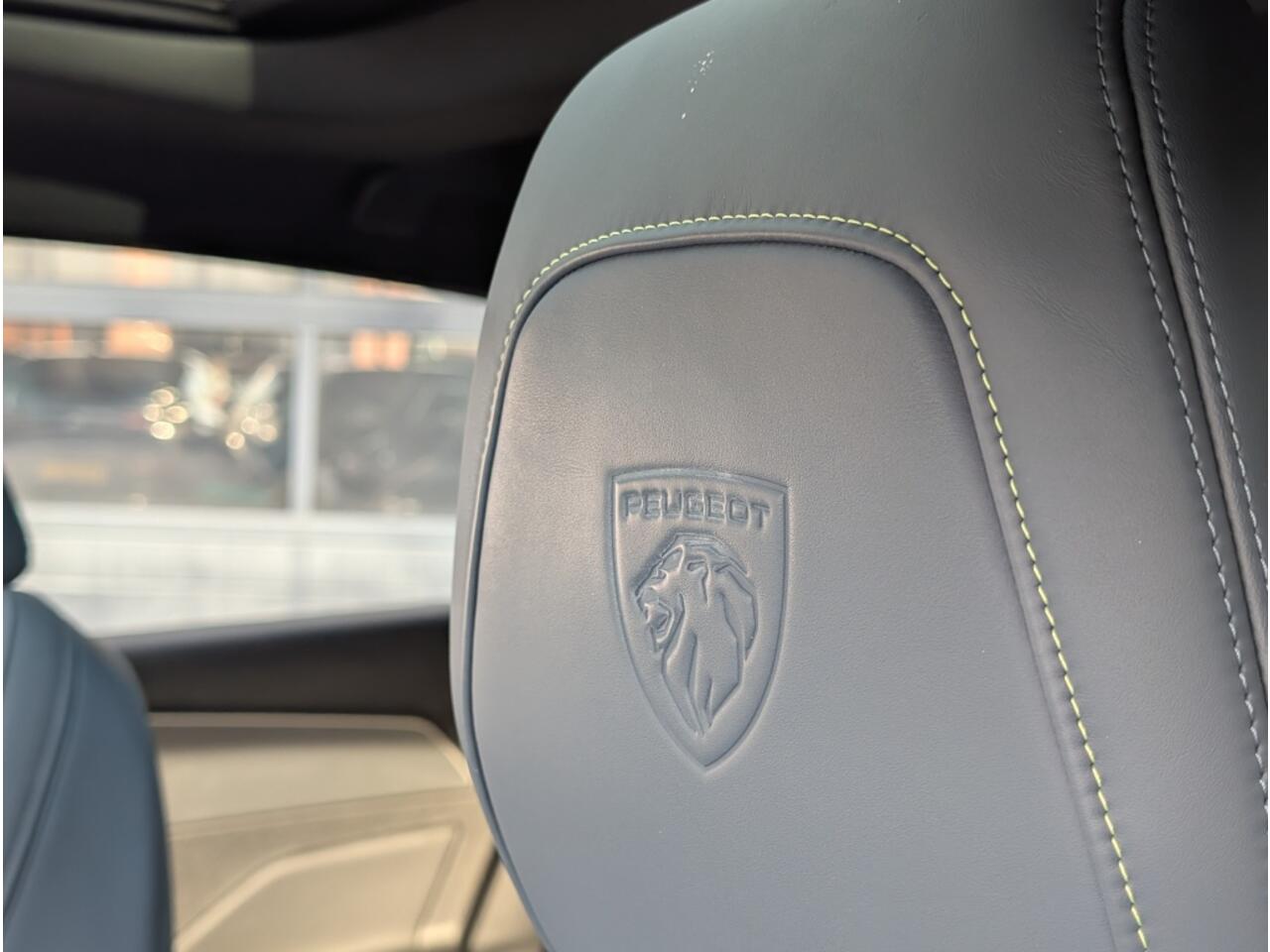 Peugeot 308 1.6 HYb GT Pack Bns