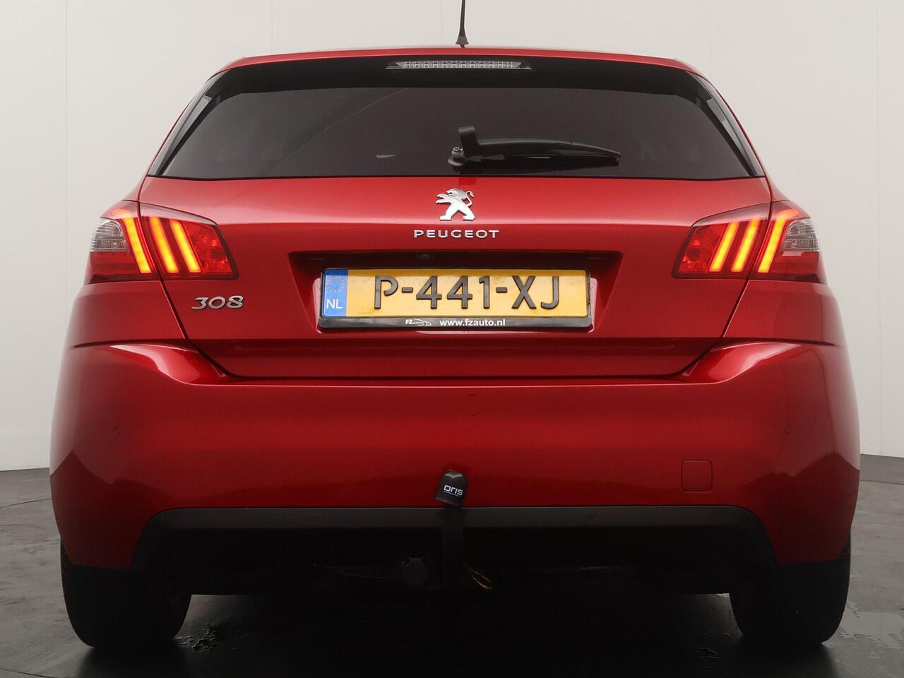 Peugeot 308 1.2 PureTech Allure Avantage - Automaat - Navigatie - Apple Carplay & Android Auto