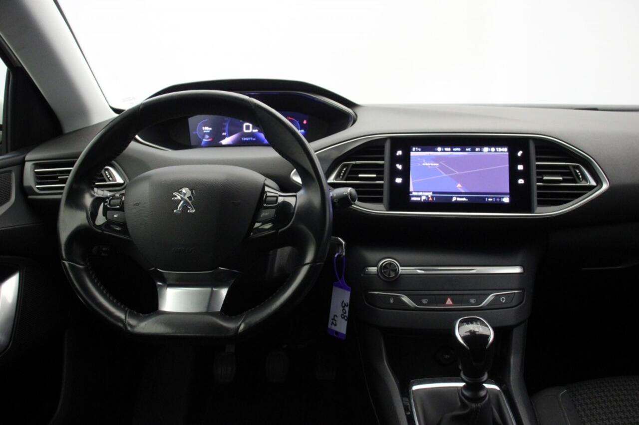 Peugeot 308 SW 1.2 PureTech Active - Digitaal Cockpit, Carplay, Camera, Trekhaak, PDC