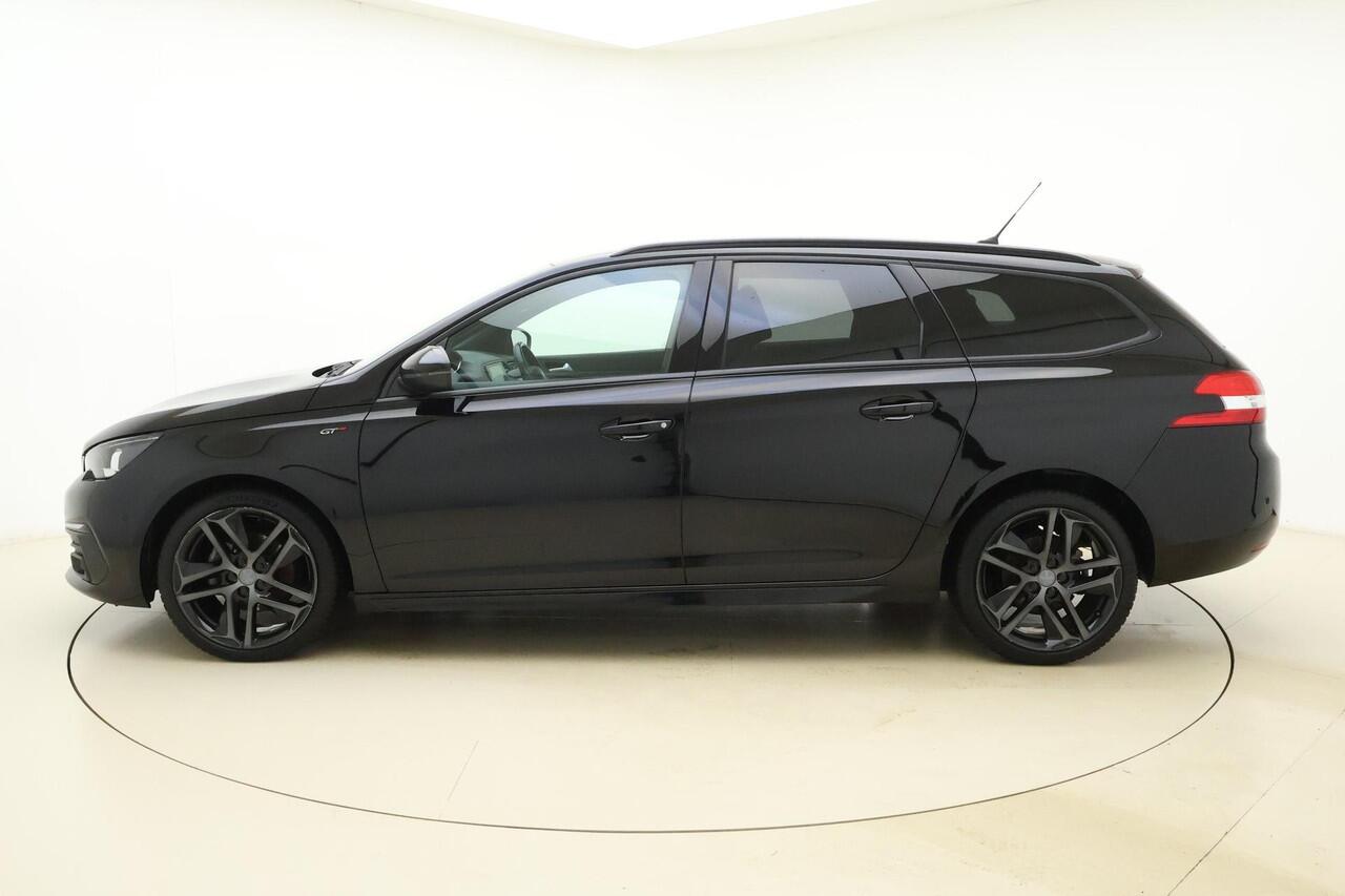 Peugeot 308 SW 1.2T Blue Lease GT | 130PK | trekhaak | Stoelverwarming | Start/Stopknop | Panorama Dak | Massagestoelen | Alcantara Bekleding | Adaptieve Cruise Control |