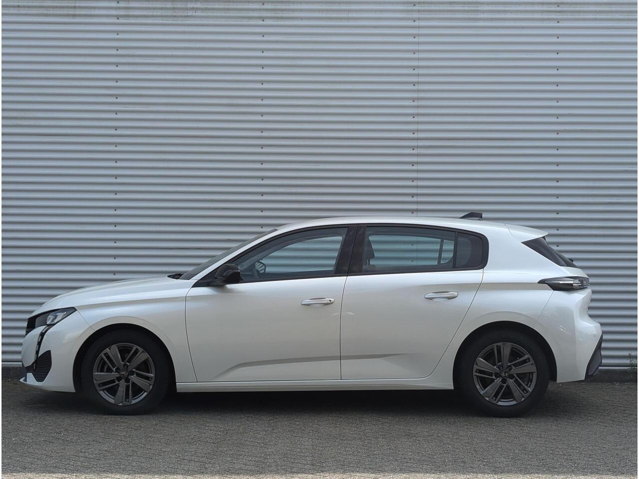 Peugeot 308 5-deurs Active Pack Business 1.2 Turbo 130pk H6 | NAVI | PARKEERHULP | LM-VELGEN | DAB+ | ACTIVE SAFETY BRAKE PLUS | CLIMA | CRUISE CONTROL |