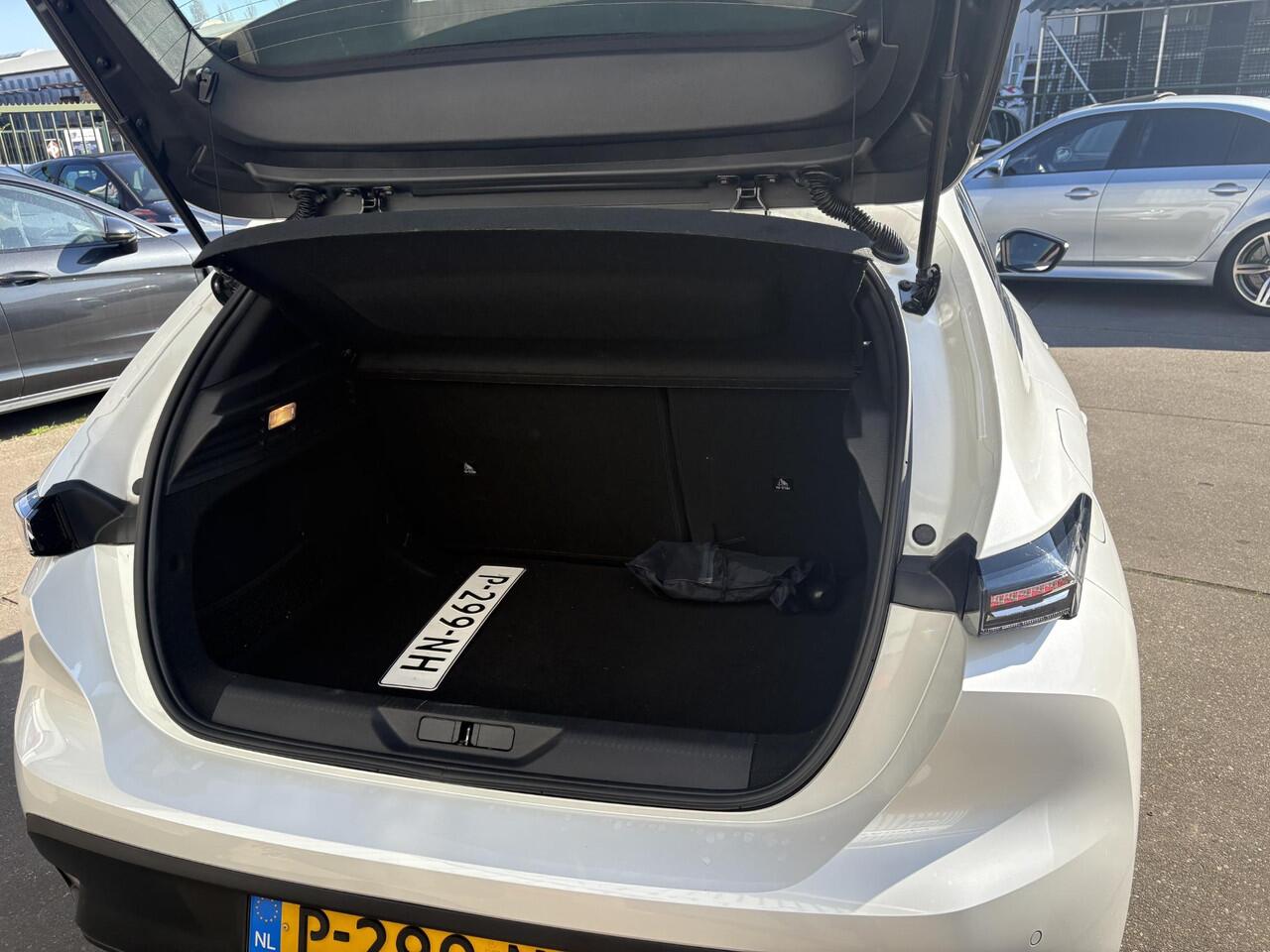 Peugeot 308 1.2 PureTech Active Pack Business