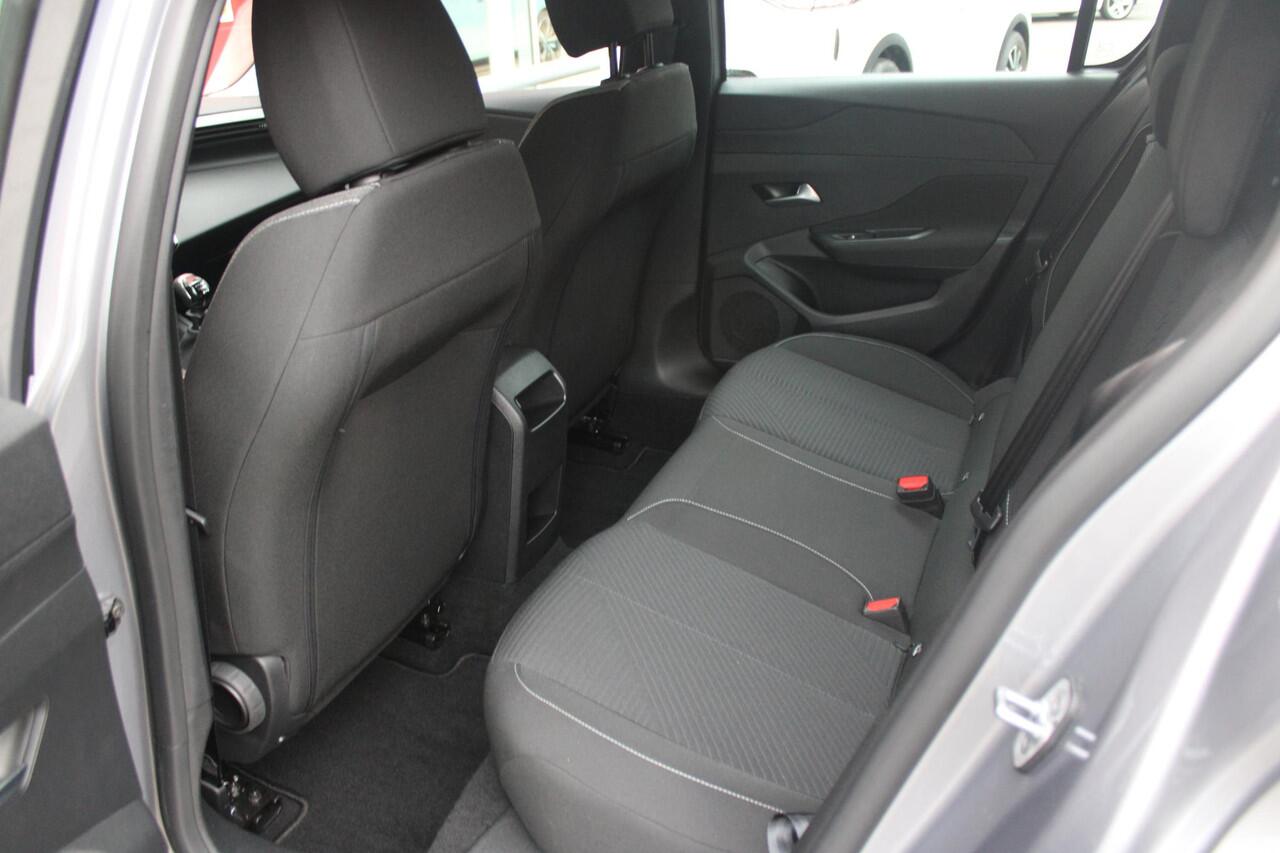 Peugeot 308 1.2 110PK ACTIVE PACK BUSINESS | NAVIGATIE | PARKEERSENSOREN ACHTER | DRAADLOZE APPLE CARPLAY/ANDROID AUTO | CRUISE CONTROL | LED KOPLAMPEN | CLIMATE CONTROL | KEYLESS START |