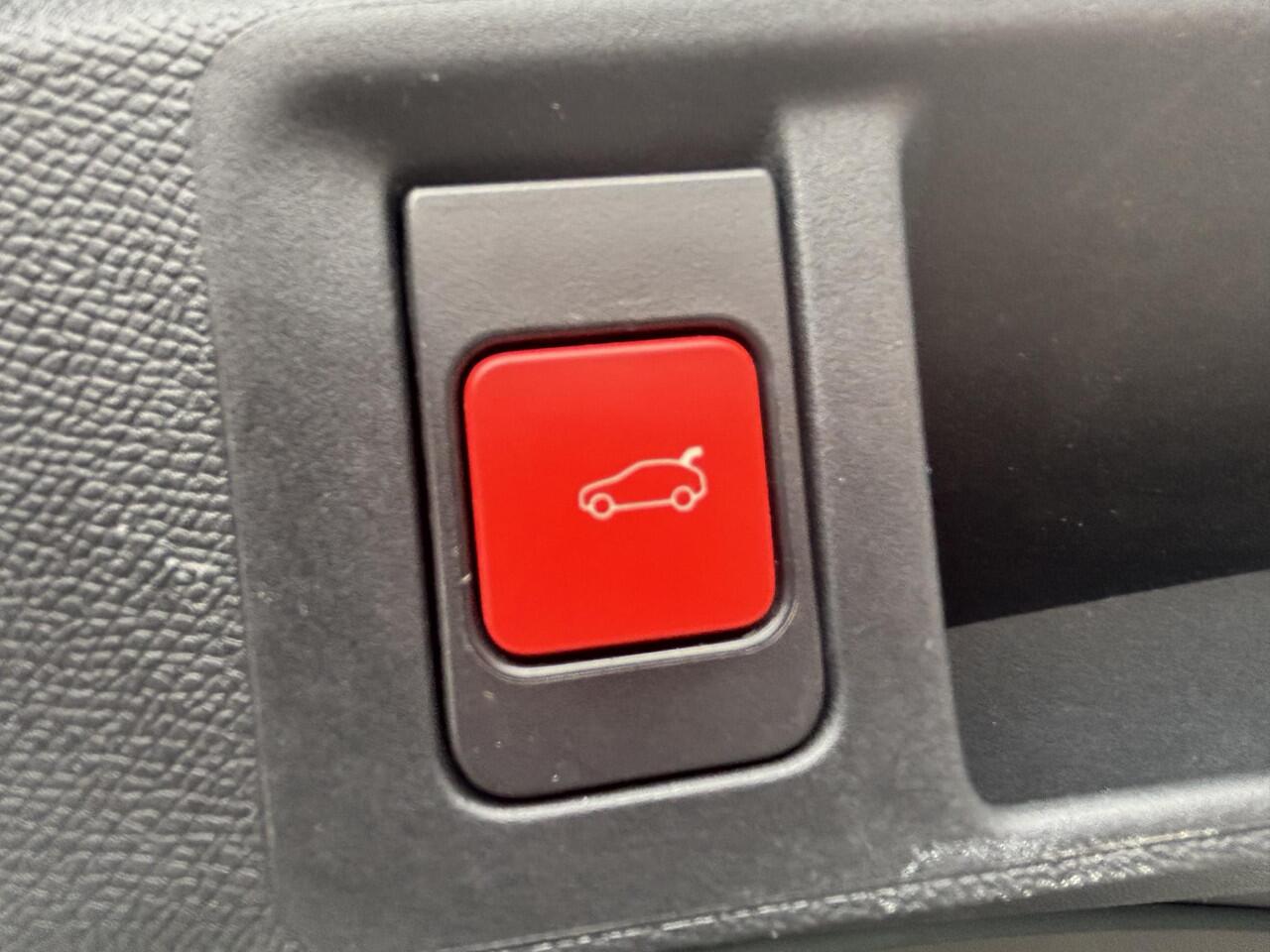 Peugeot 308 SW GT Pack Business 1.6 HYbrid PHEV 225pk e-EAT8 | SCHUIF/KANTELDAK | ELEKTR. A.KLEP | FOCAL HIFI | 360° CAMERA | NAVI | MASSAGE | LEDER/ALCANTARA | AGR-STOEL |