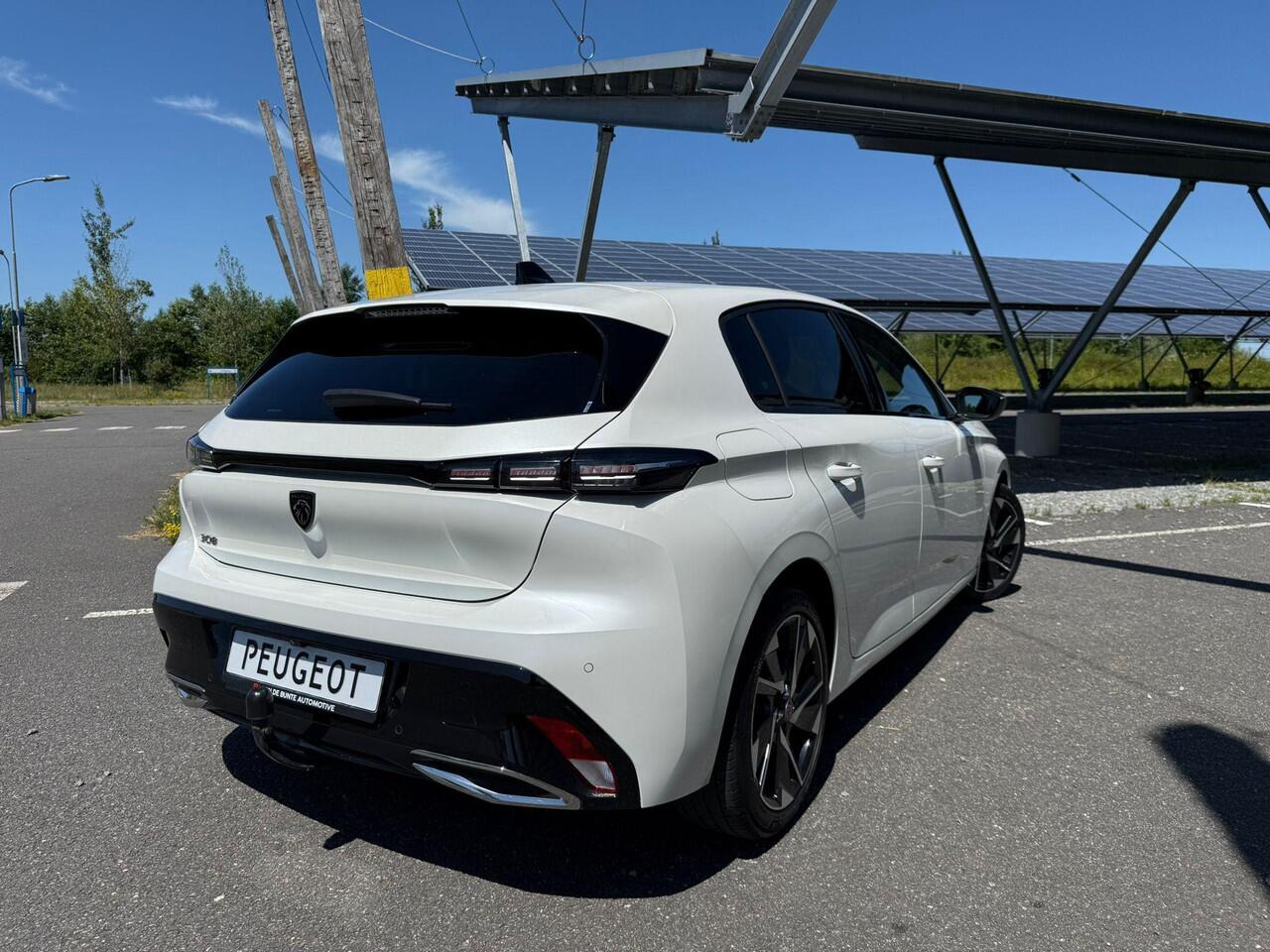 Peugeot 308 1.2 PureTech Allure Pack Business *Trekhaak*