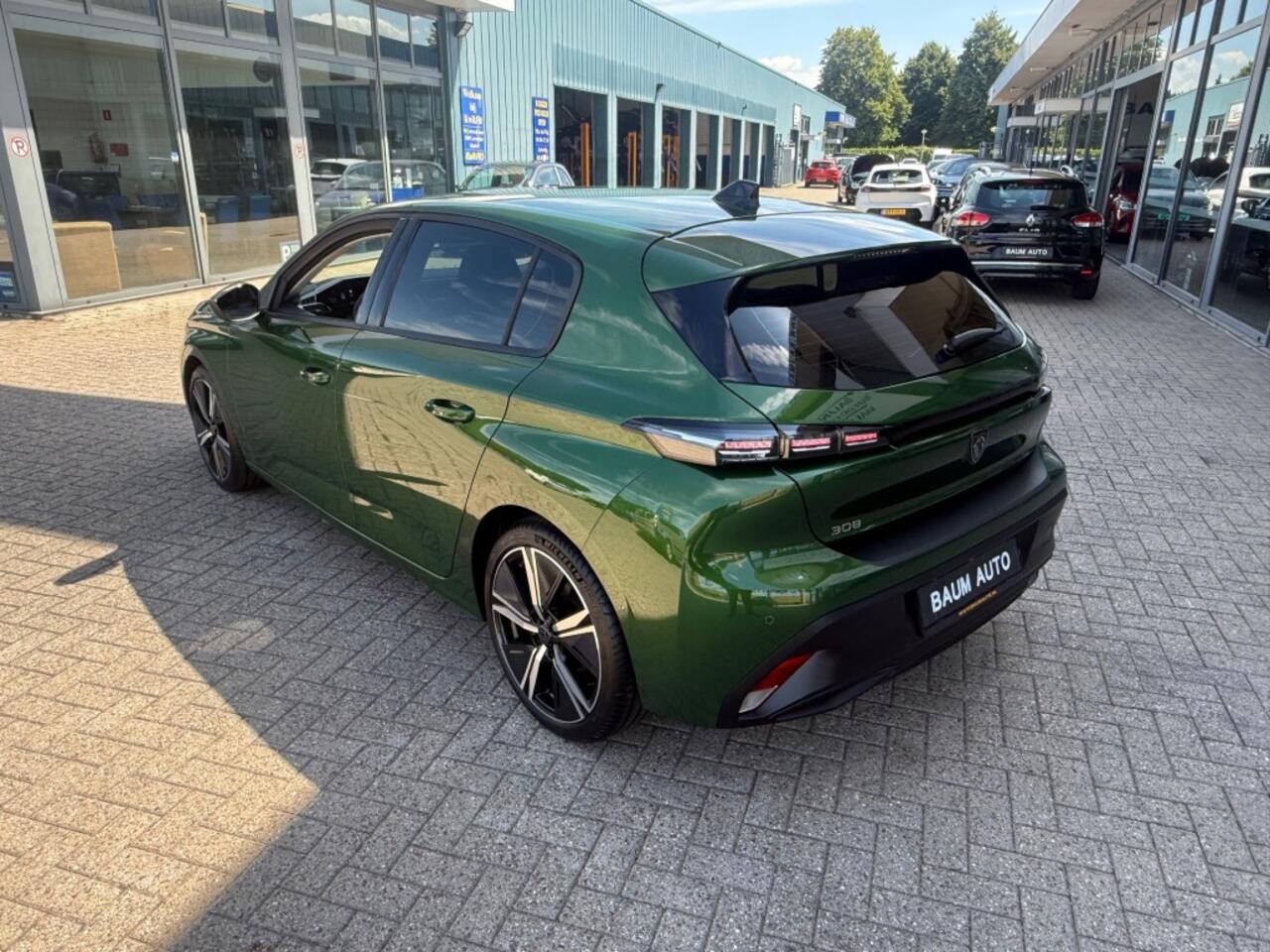 Peugeot 308 1.2 ACTIVE OLIVE BUSINESS AUTOMAAT AIRCO NAVI PDC.