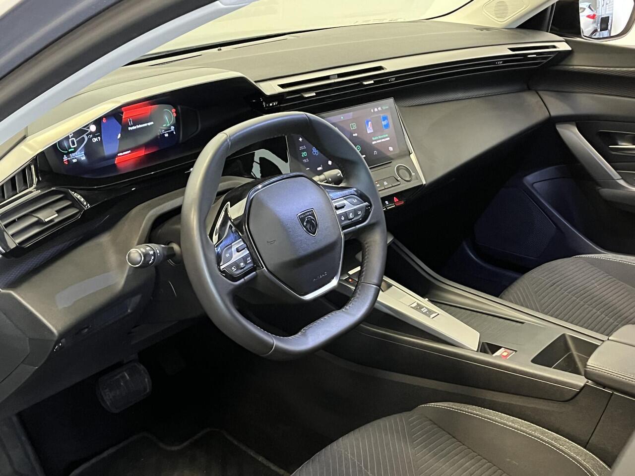 Peugeot 308 1.2 130pk Aut-8 PureTech Active Pack Business Airco Navi Parkeersensoren Full LED Adaptive Cuise Control Virtual cockpit