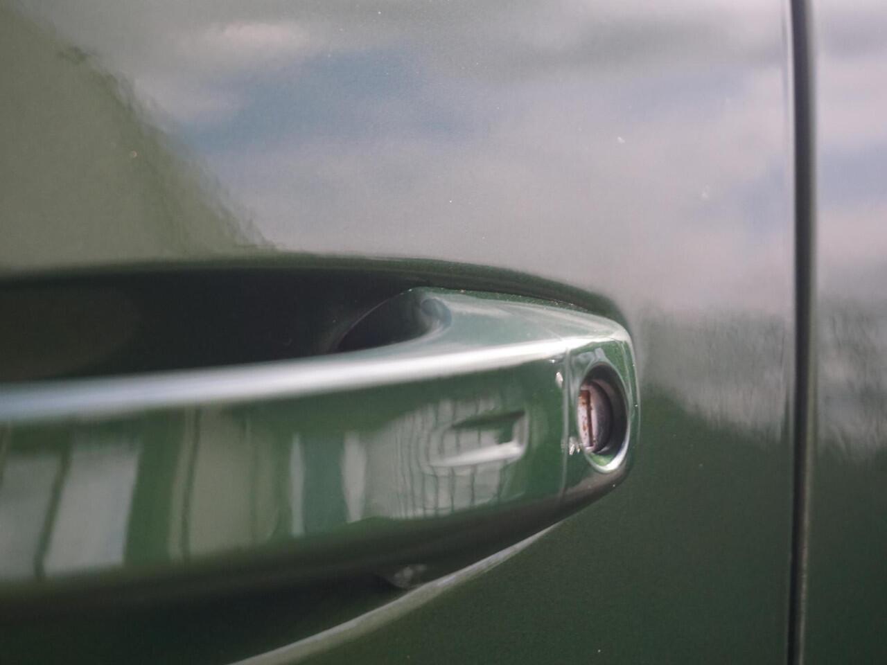 Peugeot 308 1.6 Plug-in Hybrid 180 GT Focal audio | Mooie uitvoering!