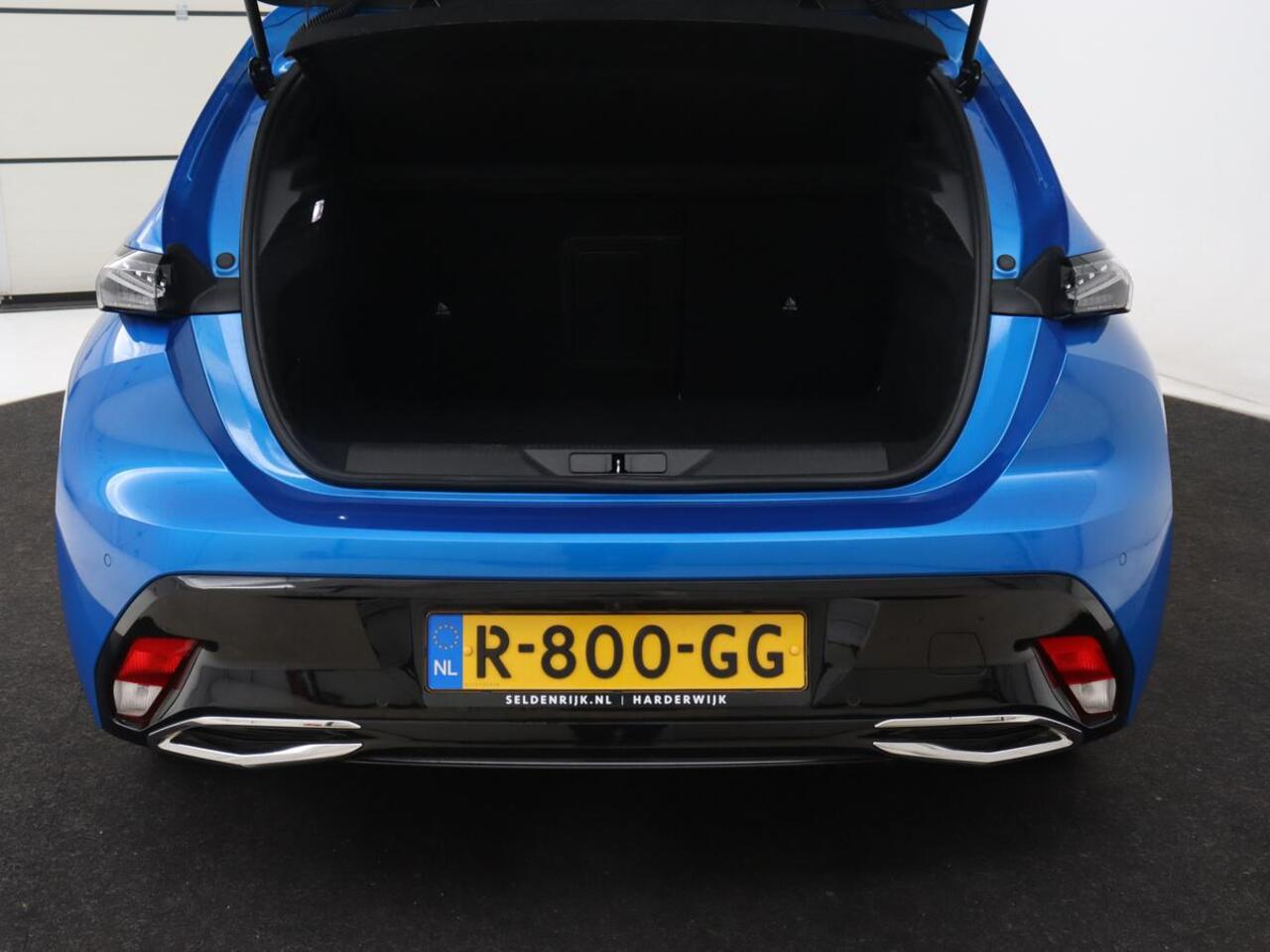 Peugeot 308 1.6 PHEV 225 GT | Panoramadak | Stoelverwarming | 360 Camera | Focal Sound | Adaptive cruise | Matrix LED | Keyless | Carplay | Navigatie | Leder/Alcantara | Dodehoek detectie | Plug In