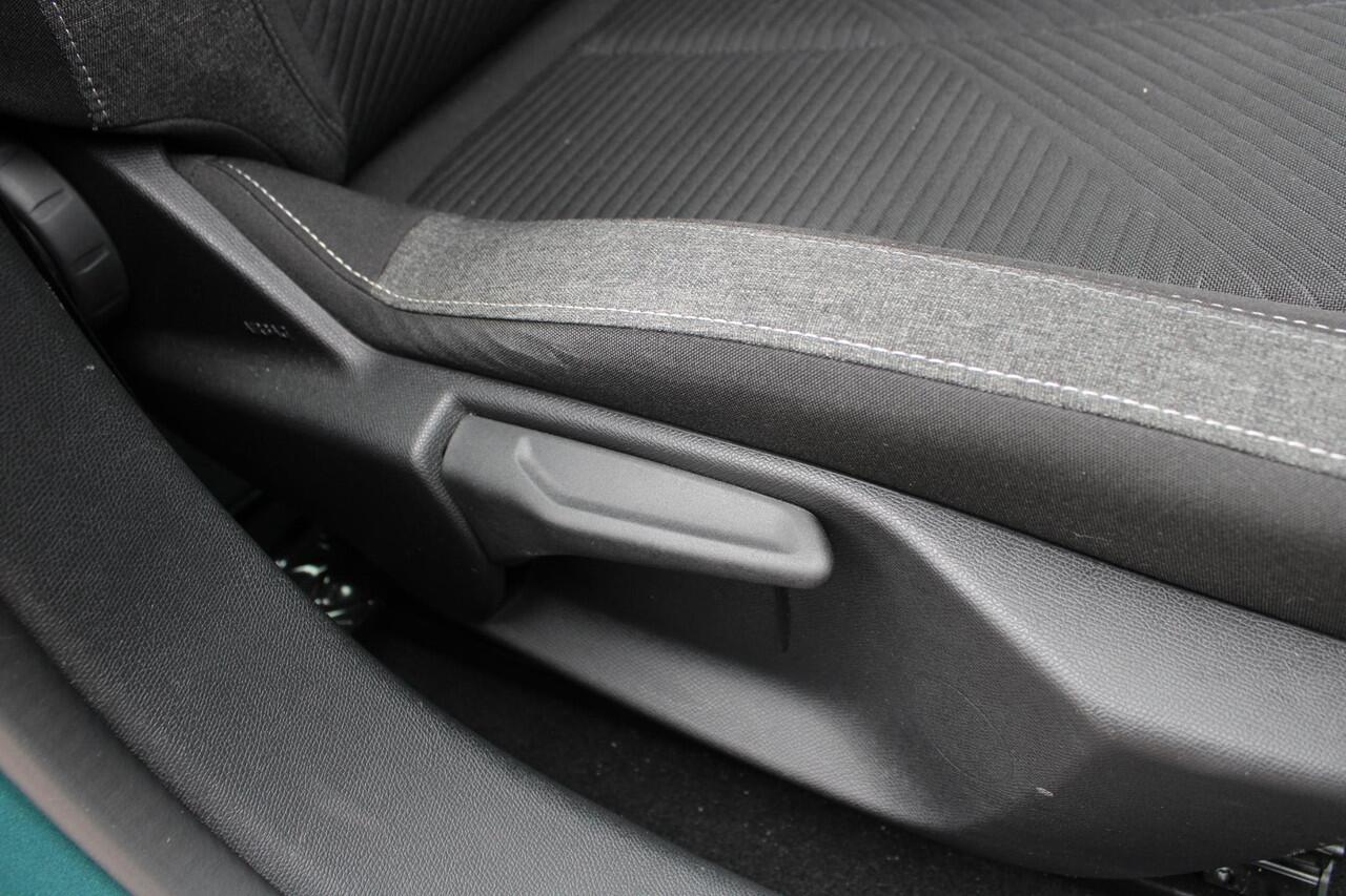 Peugeot 308 1.2 PureTech 110pk Active Pack Business Airco Carplay