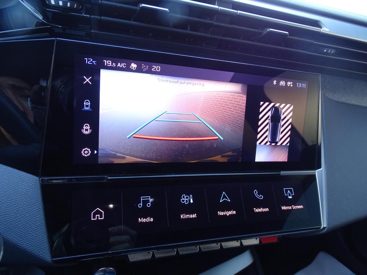 Peugeot 308 1.2 PureTech Allure Pack Business AUTOMAAT| MULTIMEDIA| NAVIGATIE| CAMERA| AIRCO/ECC| CRUISECONTROL| PARKEERSENSOREN