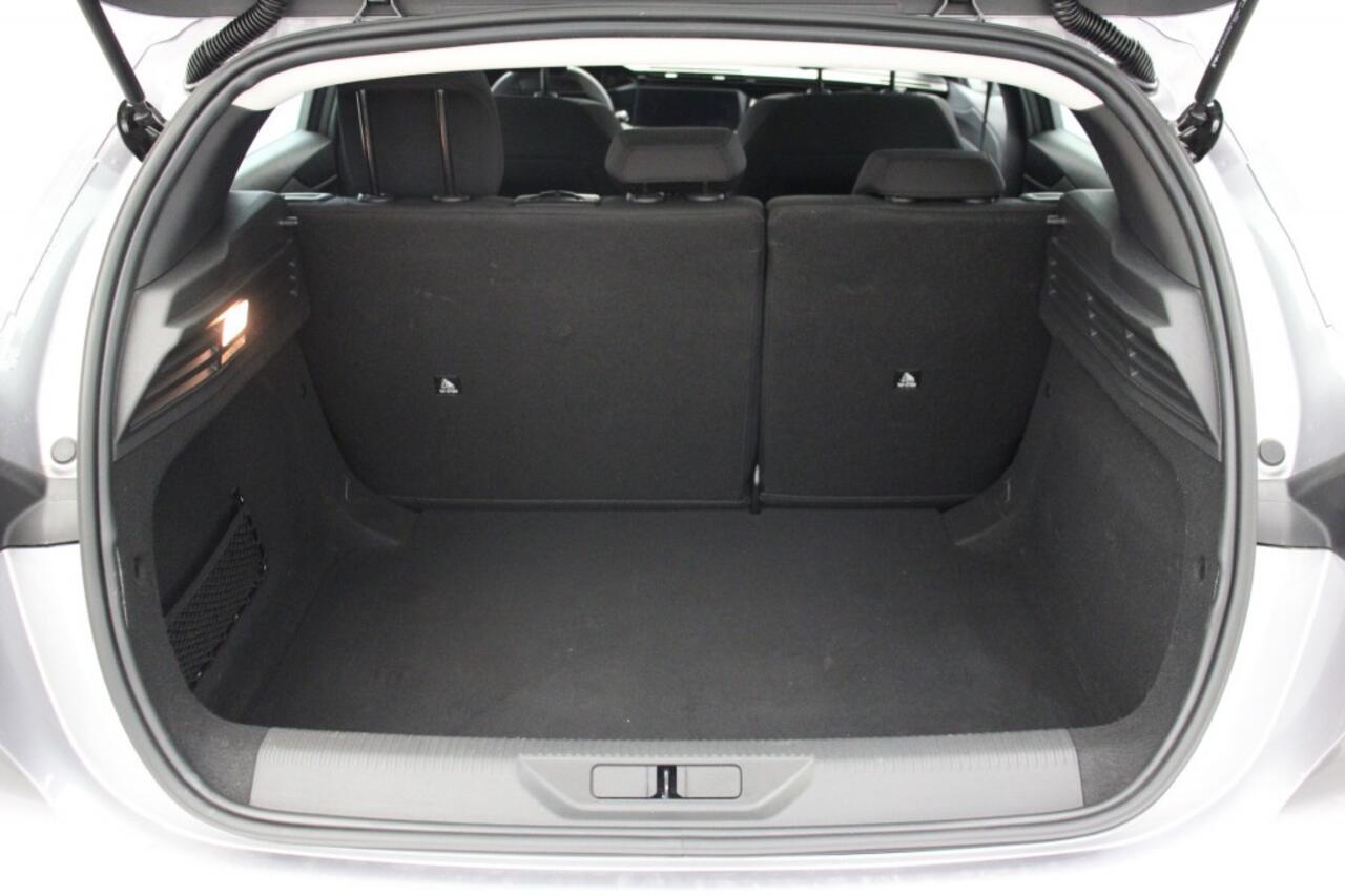 Peugeot 308 1.2 PureTech Active Pack Business - Carplay, Digital Cockpit