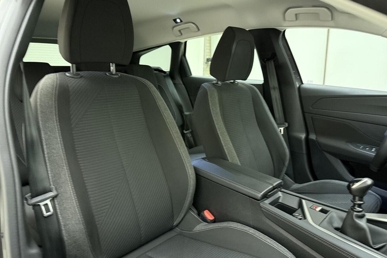 Peugeot 308 SW 1.2 PureTech Active Pack Business 110pk | navigatie | cruise control | Climate Control