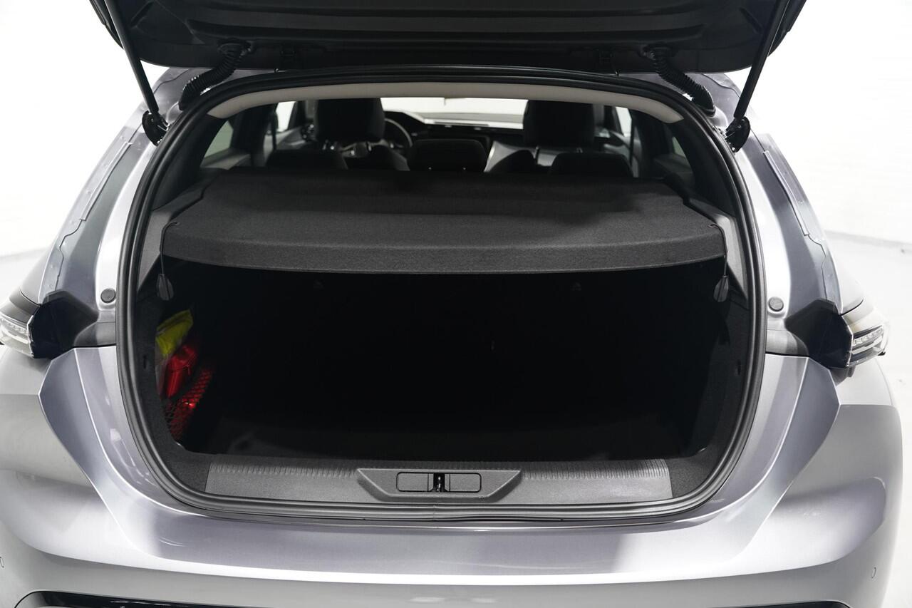 Peugeot 308 1.5 BlueHDi 130 pk Allure Aut. Stoel-/voorruitverwarming Apple Carplay Memory Adaptive cruise Navi