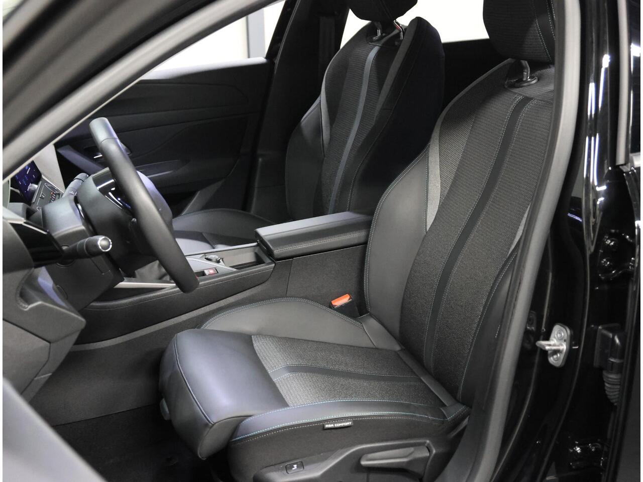 Peugeot 308 SW 110PK Active Pack | 1ste eigenaar | AppleCarPlay/AndroidAuto | LEER/Stof | Stoelverwarming | Climate Control | Cruise Control | Navigatie | Keyless | Privacy Glass | Isofix | Parkeersensoren |