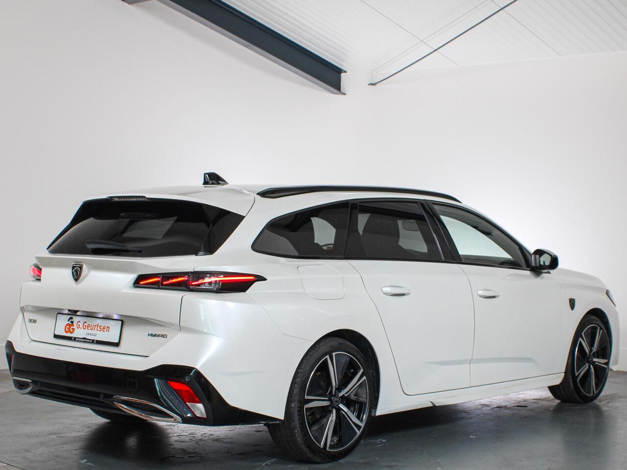 Peugeot 308 1.6 Plug-in Hybrid 180 GT-Line 360camera, DAB, Alcantara, Apple Carplay/Android Auto,