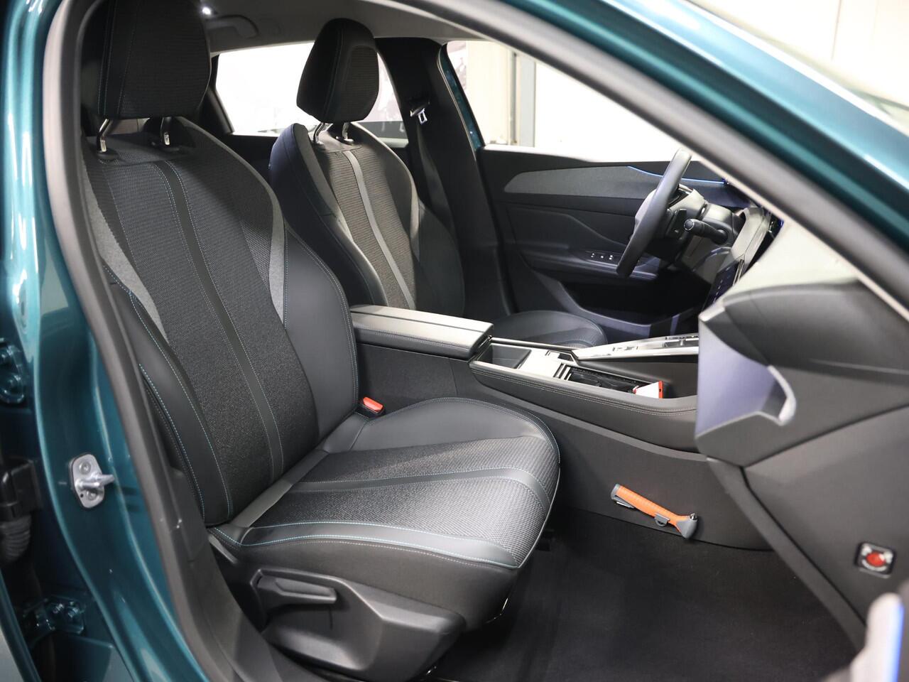 Peugeot 308 SW 180PK HYbrid Allure Pack | 1ste eigenaar | ACCURAPPORT 95,8% | AUTOMAAT | LEER/Stof | Stoelverwarming | Adaptive Cruise Control | Camera | Navigatie | Dodehoekdetectie | Isofix | Privacy Glass |