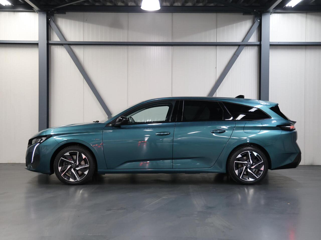 Peugeot 308 SW 180PK HYbrid Allure Pack | 1ste eigenaar | ACCURAPPORT 95,8% | AUTOMAAT | LEER/Stof | Stoelverwarming | Adaptive Cruise Control | Camera | Navigatie | Dodehoekdetectie | Isofix | Privacy Glass |