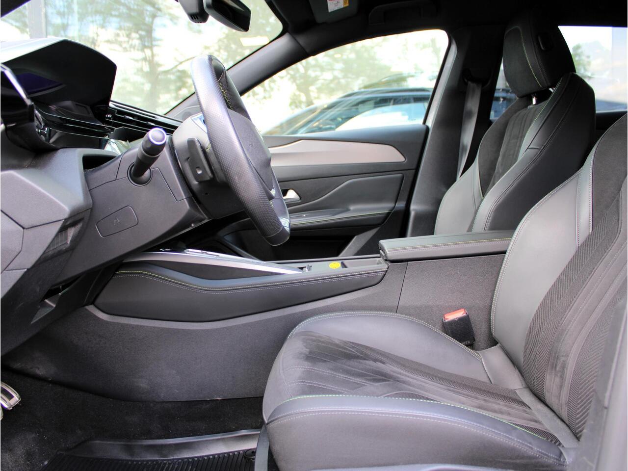 Peugeot 308 SW 1.2 PureTech GT Automaat | Navi / Camera / Climate