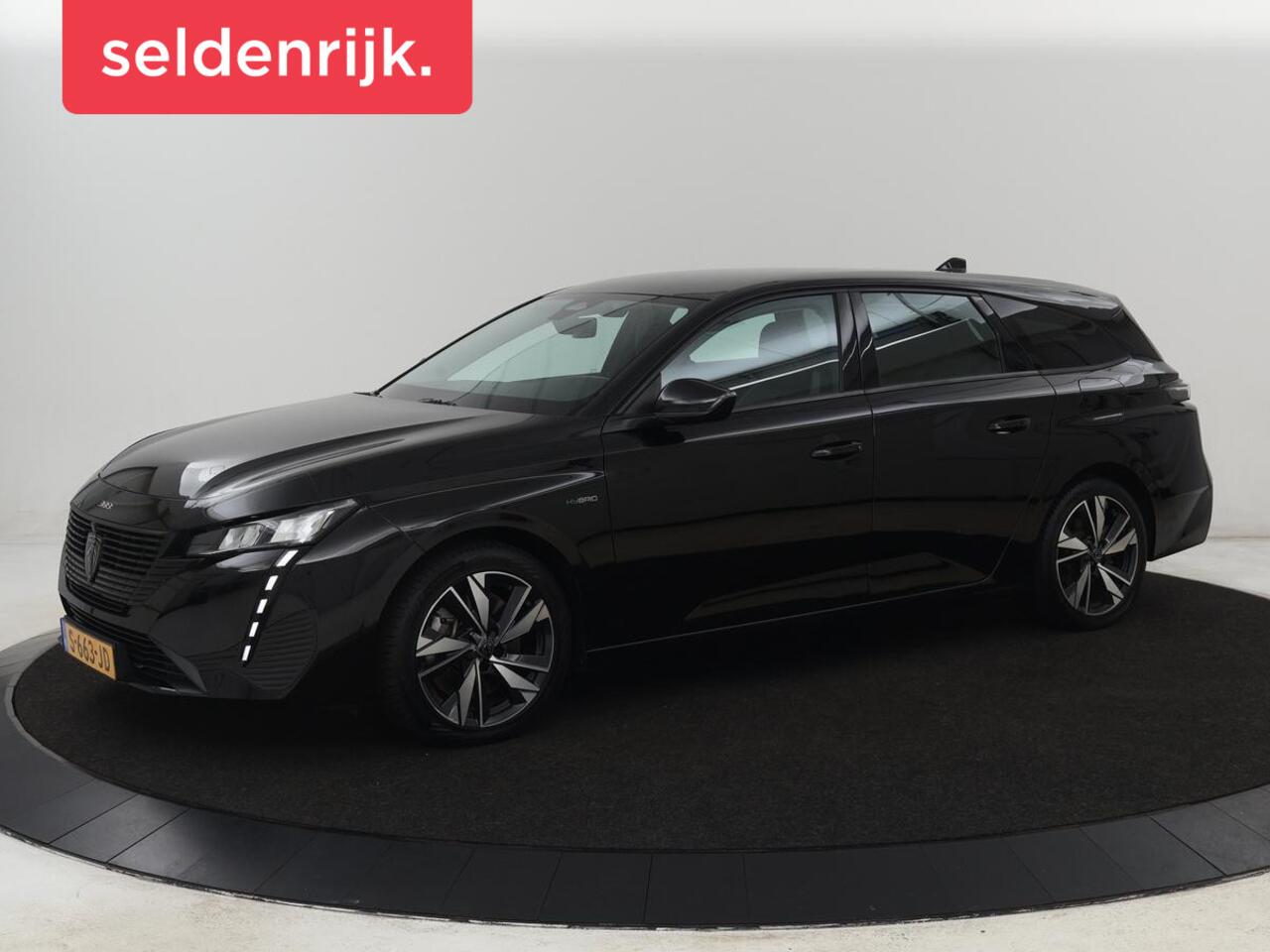 Peugeot 308 1.6 PHEV Active Pack Business | Stoelverwarming | Half leder | Sportstoelen | Carplay | Parkeerhulp | Full LED | Climate control | Bluetooth | Cruise control | Plug In