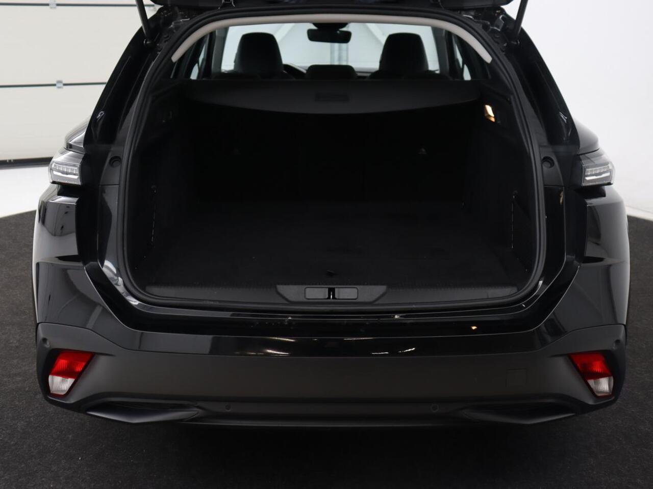 Peugeot 308 1.6 PHEV Active Pack Business | Stoelverwarming | Half leder | Sportstoelen | Carplay | Parkeerhulp | Full LED | Climate control | Bluetooth | Cruise control | Plug In