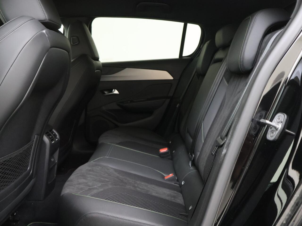 Peugeot 308 1.2 PureTech GT 131PK Automaat Camera Clima Half leder