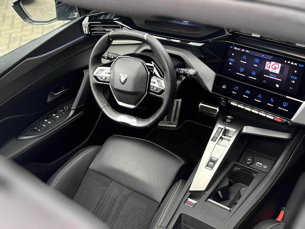 Peugeot 308 GT 1.6 HYbrid PHEV 180pk e-EAT8 | SCHUIF/KANTELDAK | TREKHAAK | AGR-STOEL | MASSAGE | STOELVERW. | ALCANTARA |