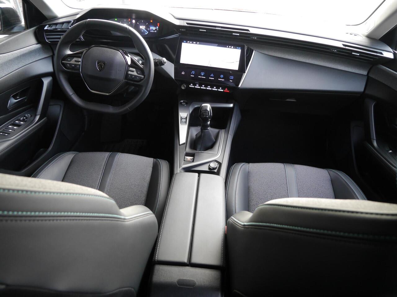 Peugeot 308 1.2 PureTech Allure | 130PK | Navigatie | Climate control | Lichtmetalen velgen | Achteruitrijcamera | Keyless entry en start | Parkeersensoren v+a