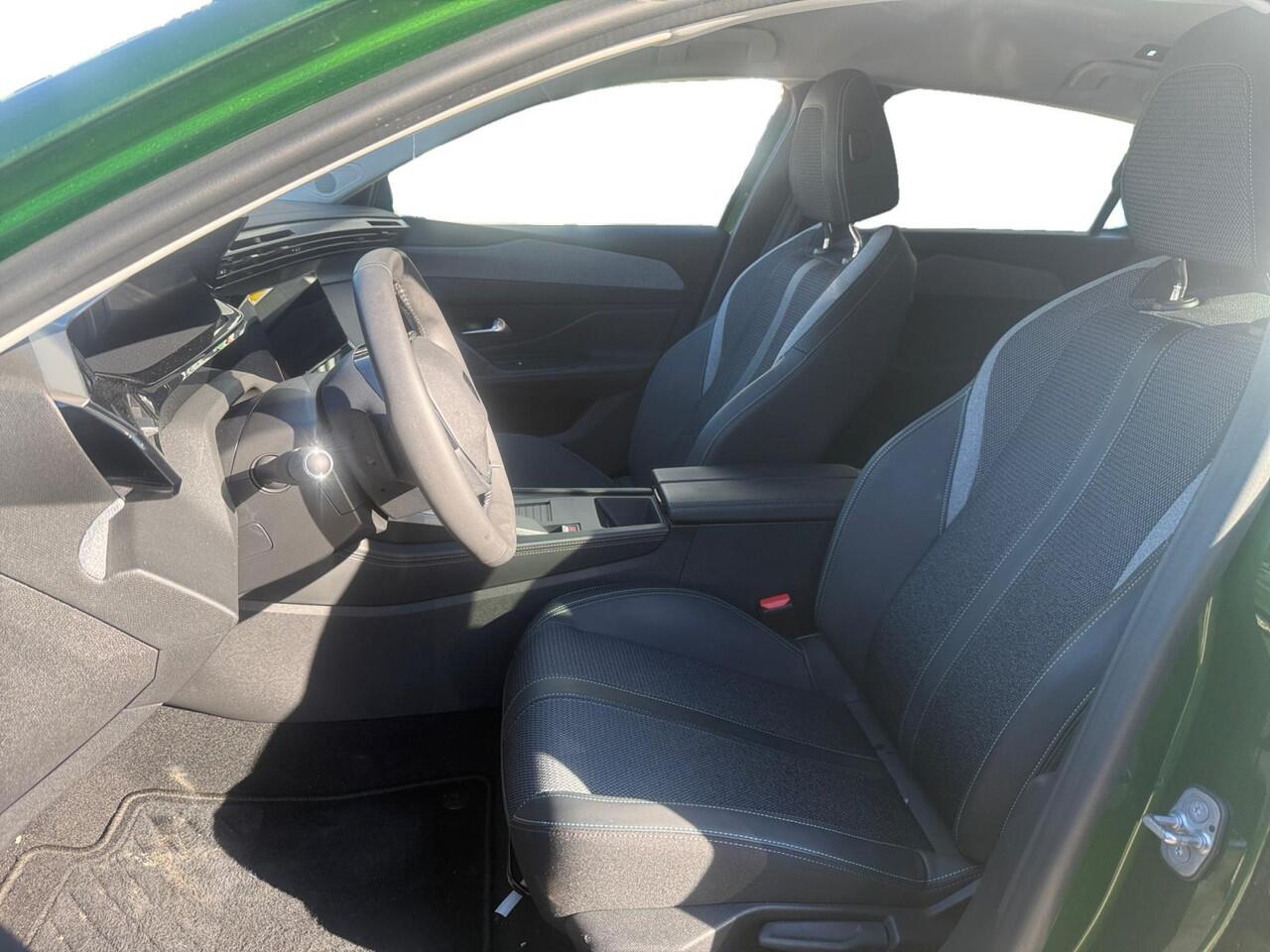 Peugeot 308 1.6 Hybrid 180 Allure Pack Business | Automaat | 360* Camera | Navigatie | Stoel/Stuur Verwarming | Climate Control | Adaptief Cruise Control | Keyless