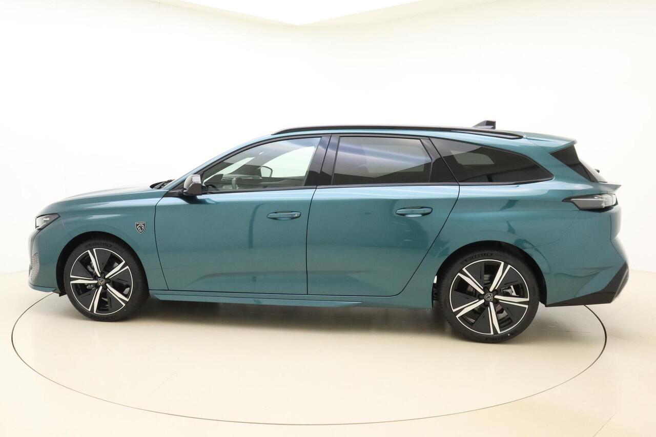 Peugeot 308 SW 1.2 PureTech GT | Nieuwe Voorraad | AUTOMAAT | Achterklep Elektrische | 360 graden Camera | Adaptive cruise control | Apple Carplay & Android Auto |