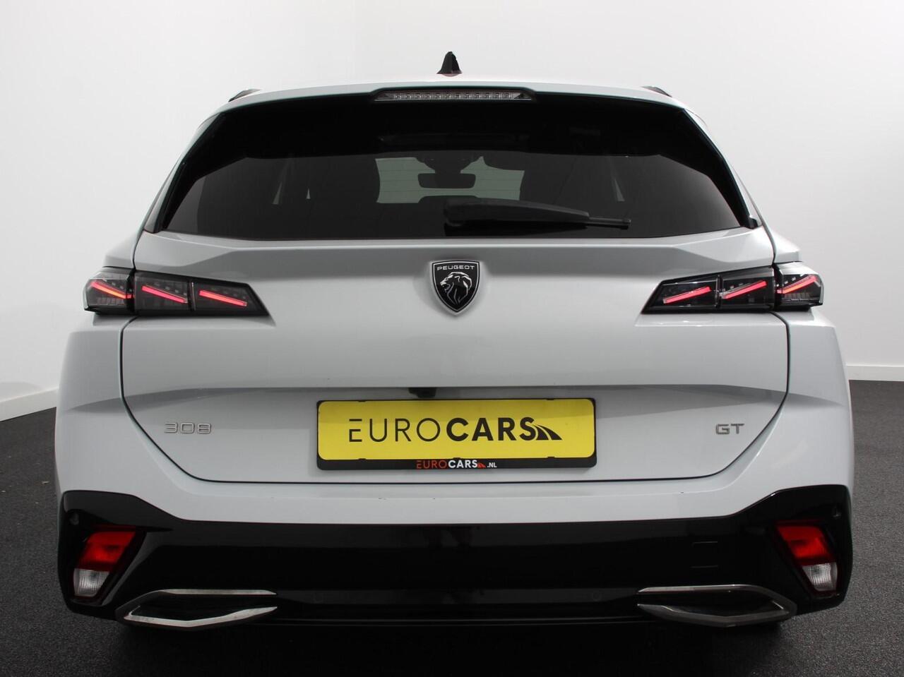 Peugeot 308 1.2 PureTech GT Climate control Adaptive cruise control Parkeersensoren Achteruitrijcamera Navigatie Voorstoelen verwarmd LED Apple Carplay/ Android Auto