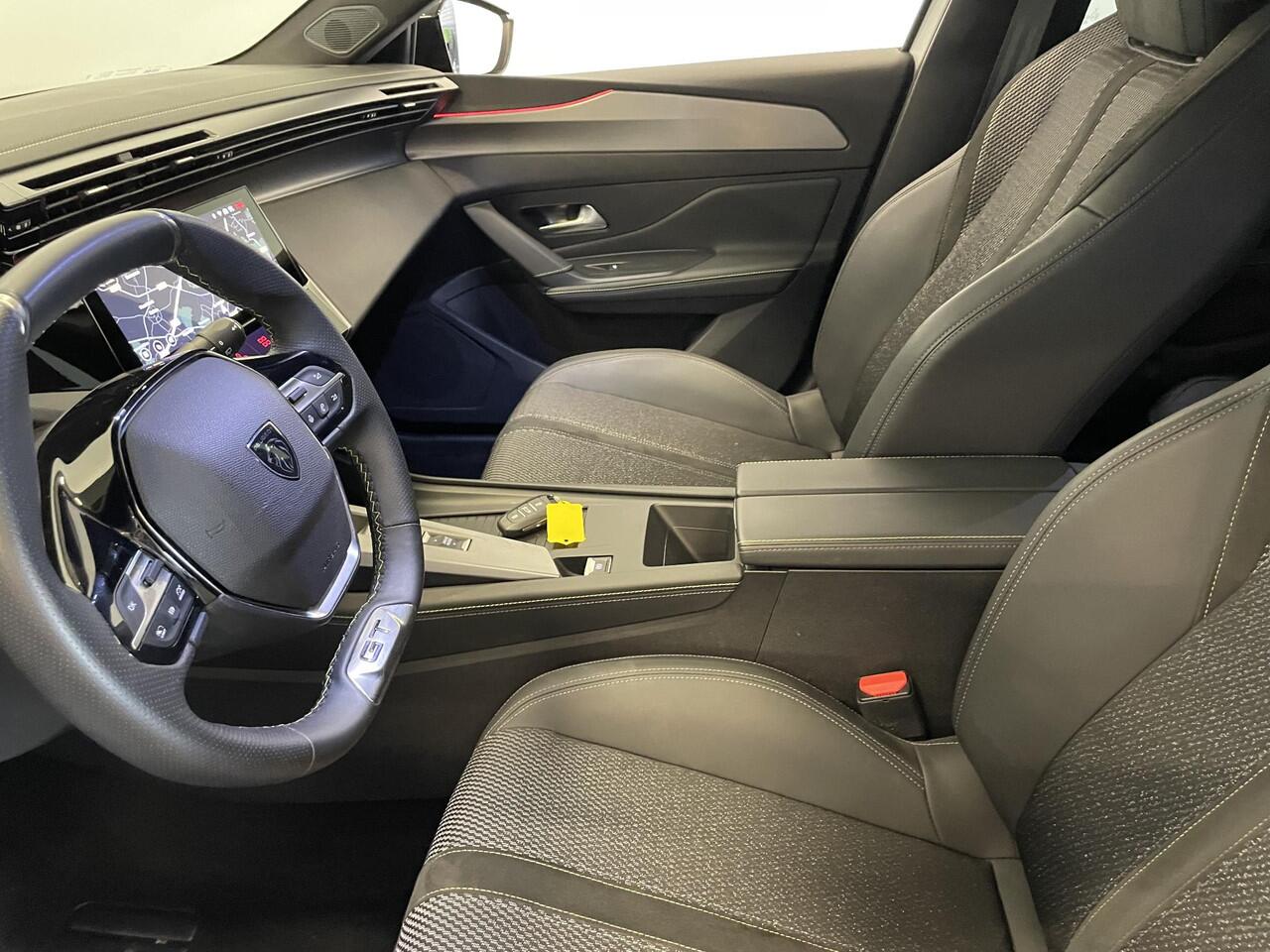 Peugeot 308 1.2 PureTech GT | DEMO |Climate control Adaptive cruise control Parkeersensoren Achteruitrijcamera Navigatie LED Apple Carplay/ Android Auto