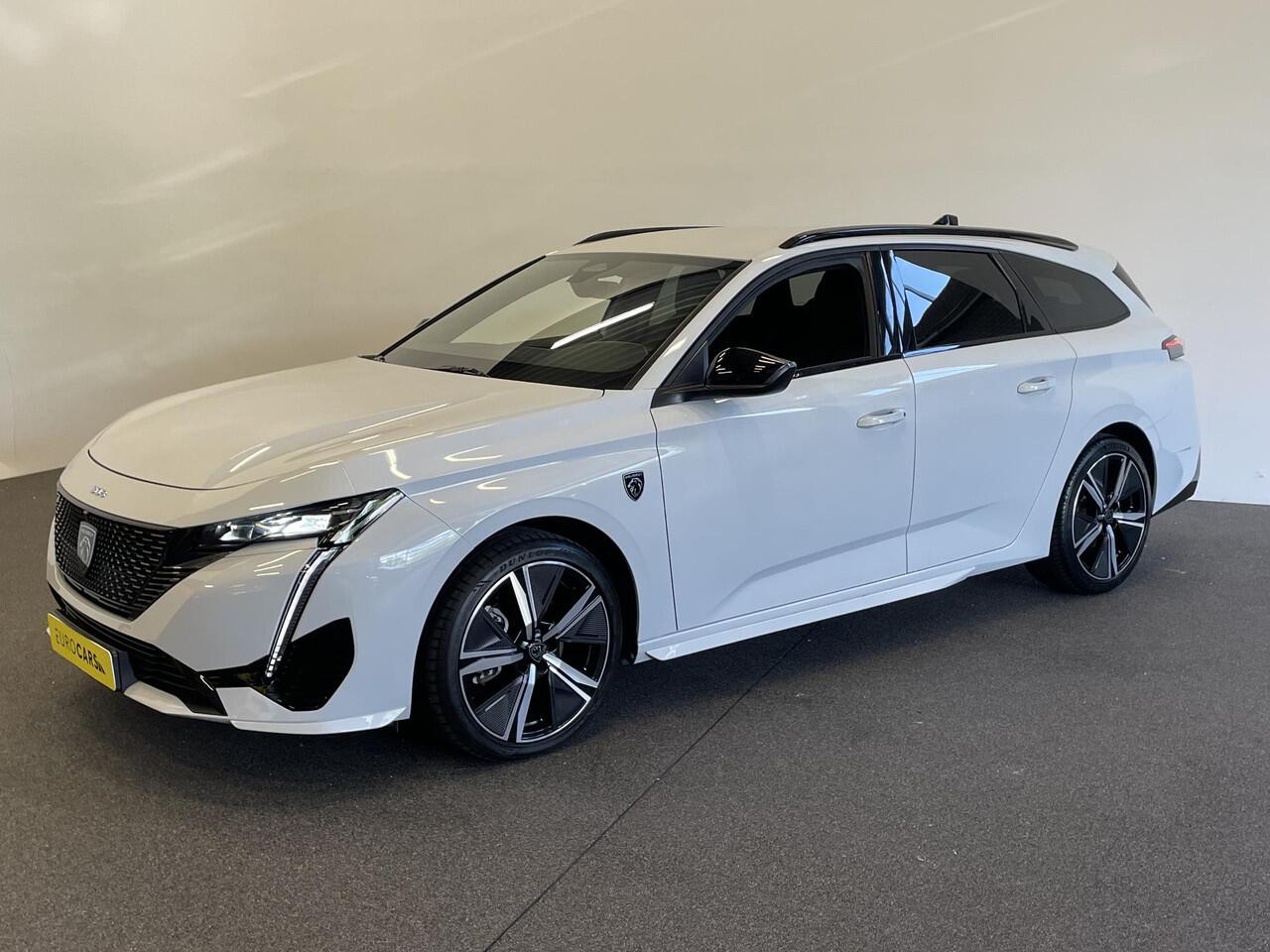 Peugeot 308 1.2 PureTech GT | DEMO |Climate control Adaptive cruise control Parkeersensoren Achteruitrijcamera Navigatie LED Apple Carplay/ Android Auto