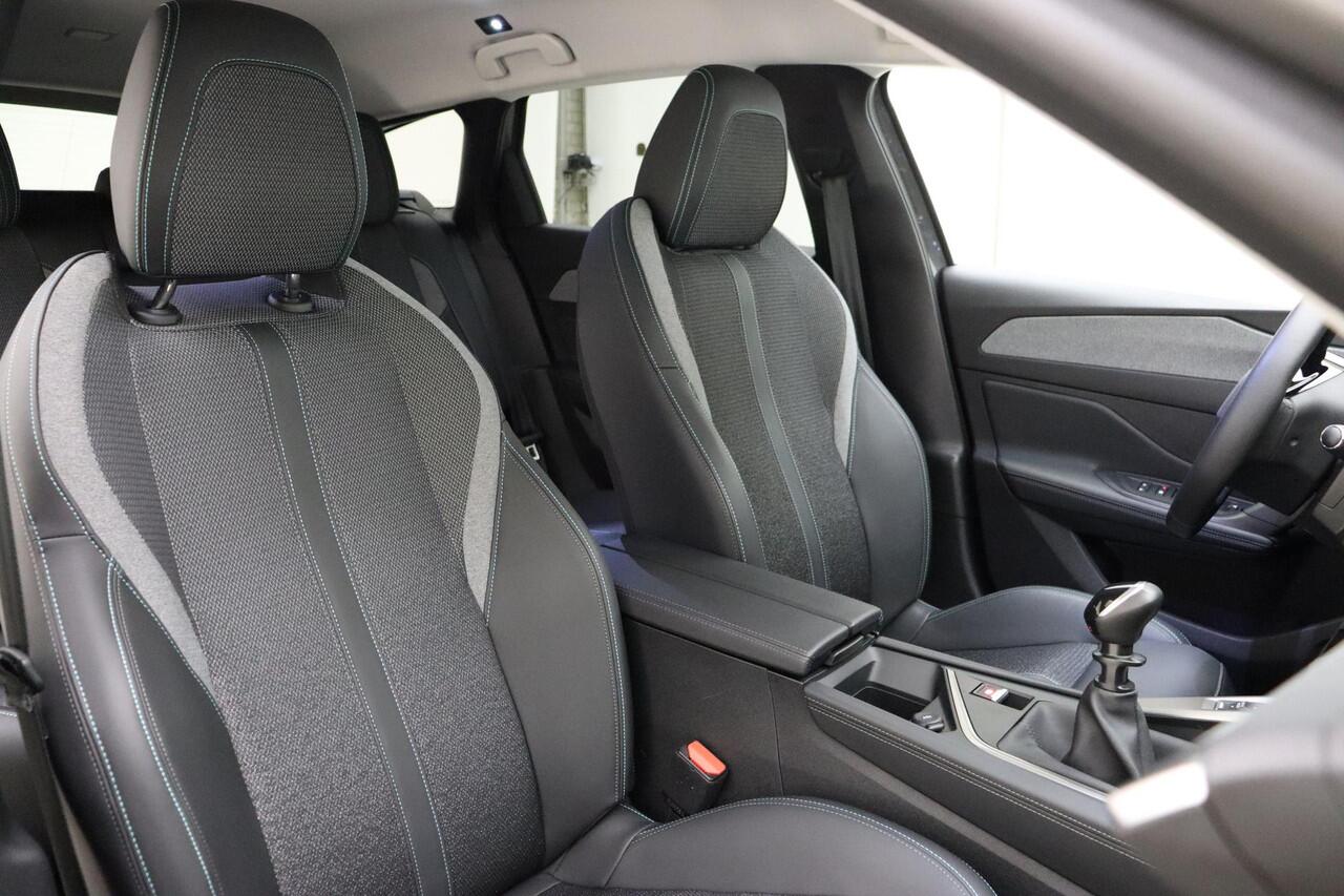 Peugeot 308 SW 1.2T 130pk Allure | AGR Stoel | Apple Carplay/Android Auto | Stoelverwarming | Achteruitrijcamera | Climate & Cruise Control |