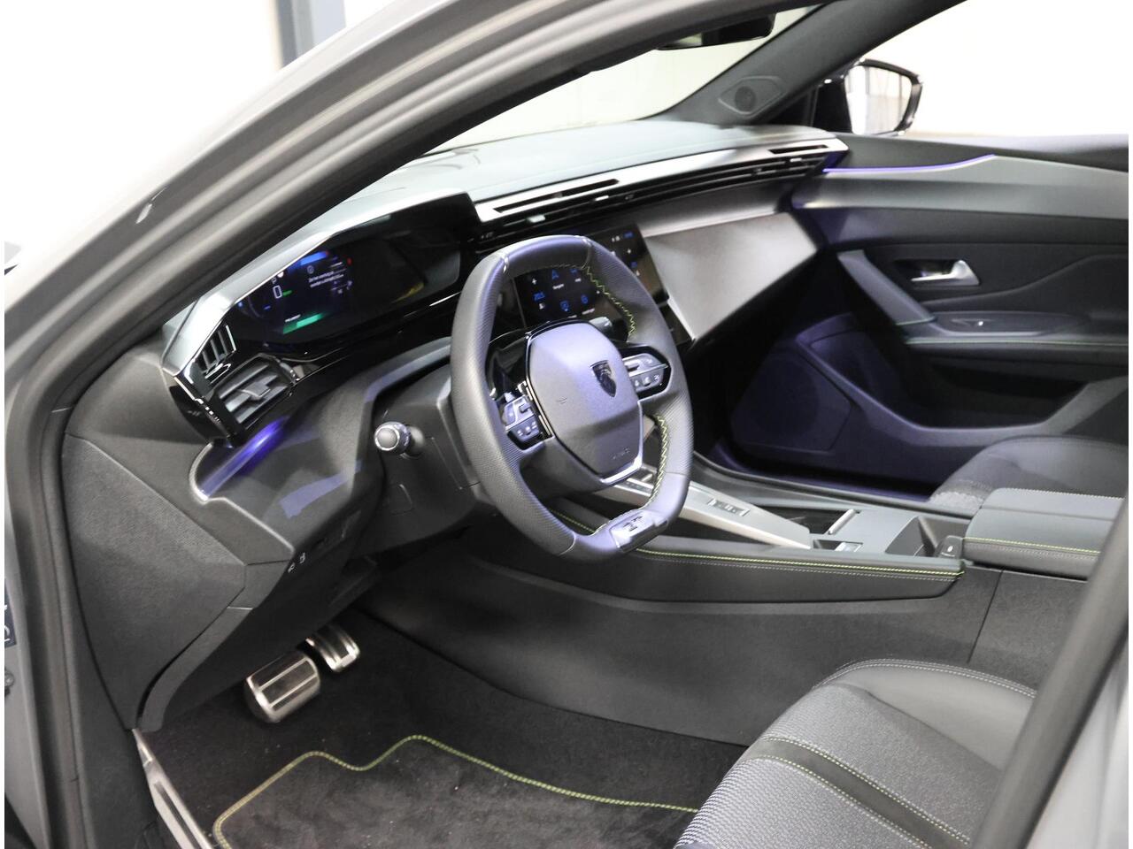 Peugeot 308 SW 1.6 180PK Plug-in Hybrid GT | Vision Pack | Electrische achterklep | AUTOMAAT | AppleCarPlay/AndroidAuto | 18"LMV | Navigatie | Adaptive Cruise Control | Climate Control | 360'Camera | Keyless | Privacy Glass | Isofix |