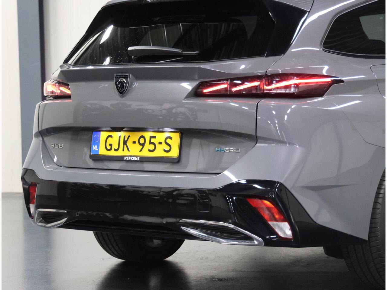 Peugeot 308 SW 1.6 180PK Plug-in Hybrid GT | Vision Pack | Electrische achterklep | AUTOMAAT | AppleCarPlay/AndroidAuto | 18"LMV | Navigatie | Adaptive Cruise Control | Climate Control | 360'Camera | Keyless | Privacy Glass | Isofix |