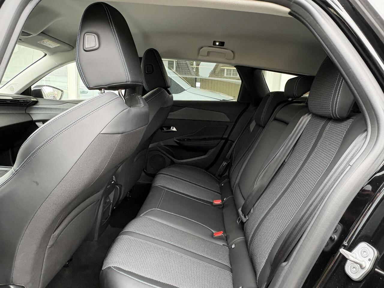 Peugeot 308 SW 1.2T 130pk Automaat Allure | 360 graden camera | Navigatie | Keyless | Privacy Glass | Dodehoek detectie | Lichtmetalen velgen | Parkeersensoren