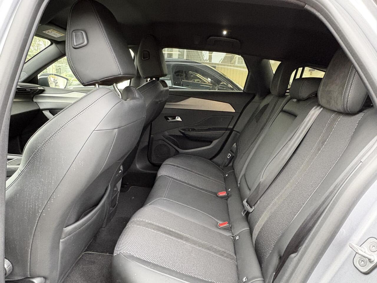 Peugeot 308 1.2T 130pk Automaat GT | Full LED | Keyless Entry | Adaptieve Cruise Control | Privacy Glass | Achteruitrijcamera | Navigatie