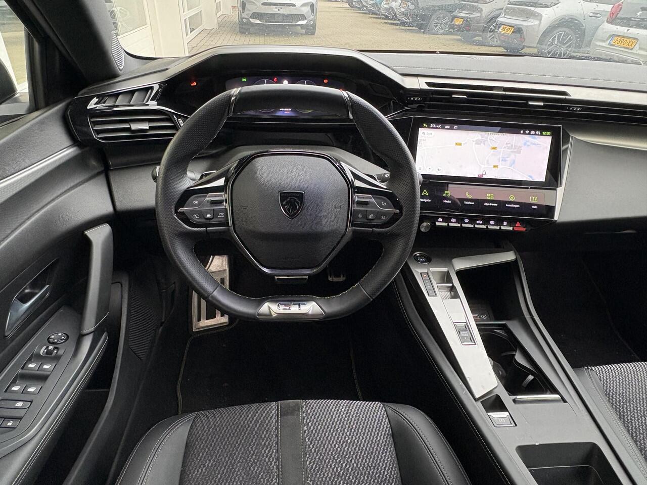 Peugeot 308 1.2T 130pk Automaat GT | Full LED | Keyless Entry | Adaptieve Cruise Control | Privacy Glass | Achteruitrijcamera | Navigatie