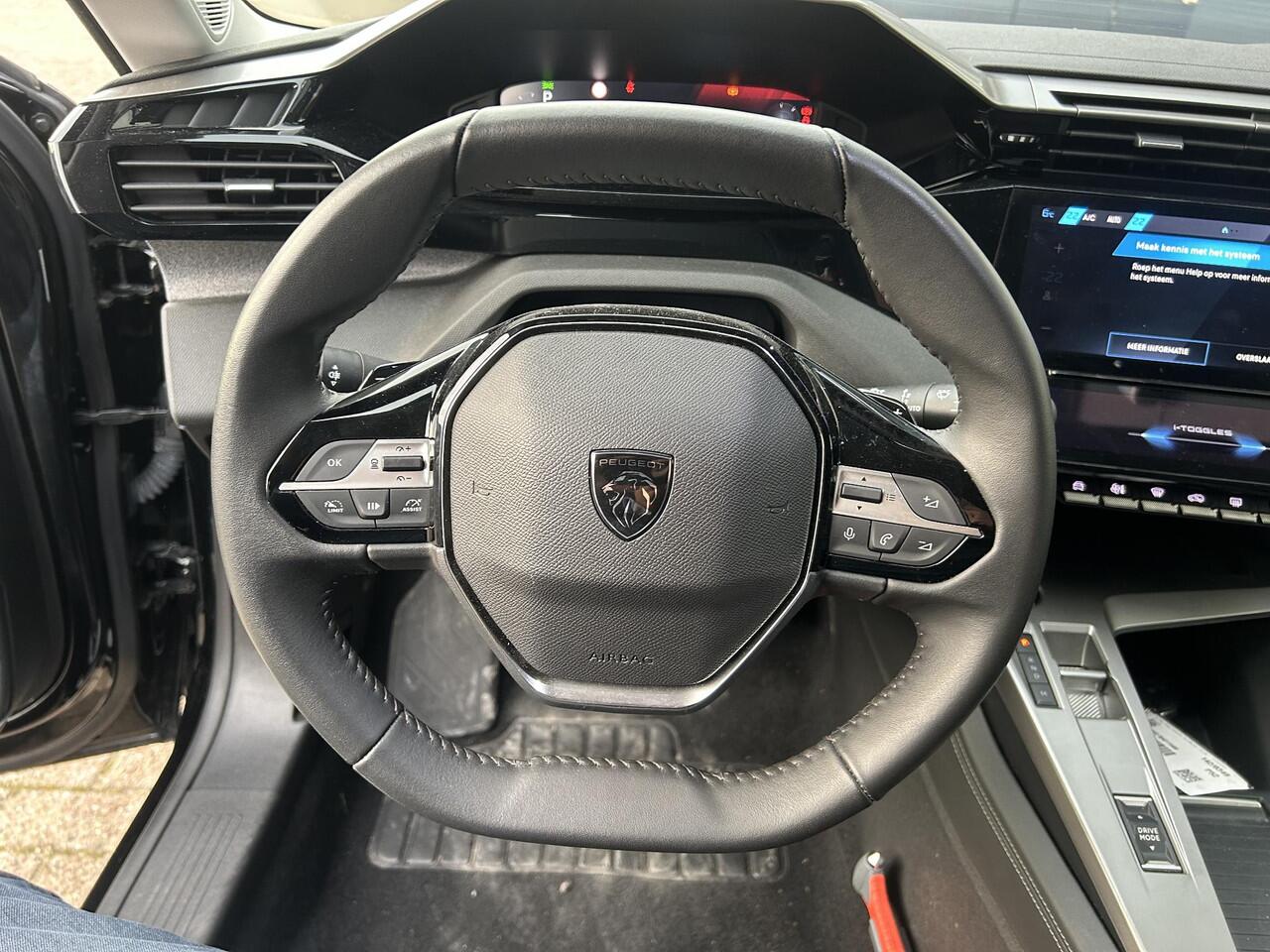 Peugeot 308 SW 1.2 Turbo 130 PK Allure | Automaat | Trekhaak 1400KG | All Season banden | Navigatie | 360 Graden HD Camera | Full LED Verlichting | Cruise Control | Keyless Entry | Dode Hoek Detectie | Adaptieve Cruise Control | Digitaal Dashbord | 17" Lichtmetalen V