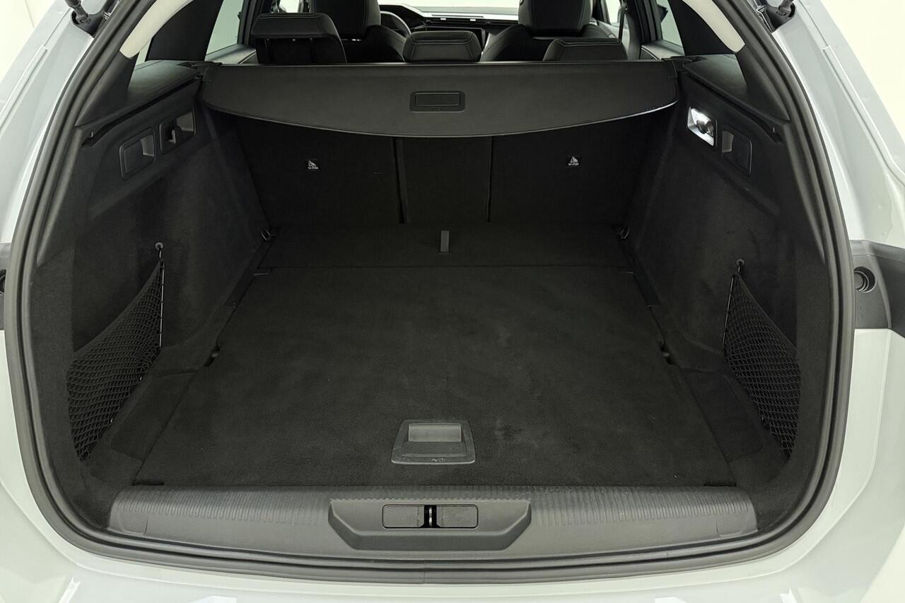 Peugeot 308 SW 1.2 PureTech Allure 130 PK Automaat | Navigatie | Afneembare Trekhaak | Verhoogd trekvermogen 1.400 KG | Camera's rondom | Keyless | Cruise control | Lichtmetalenvelgen