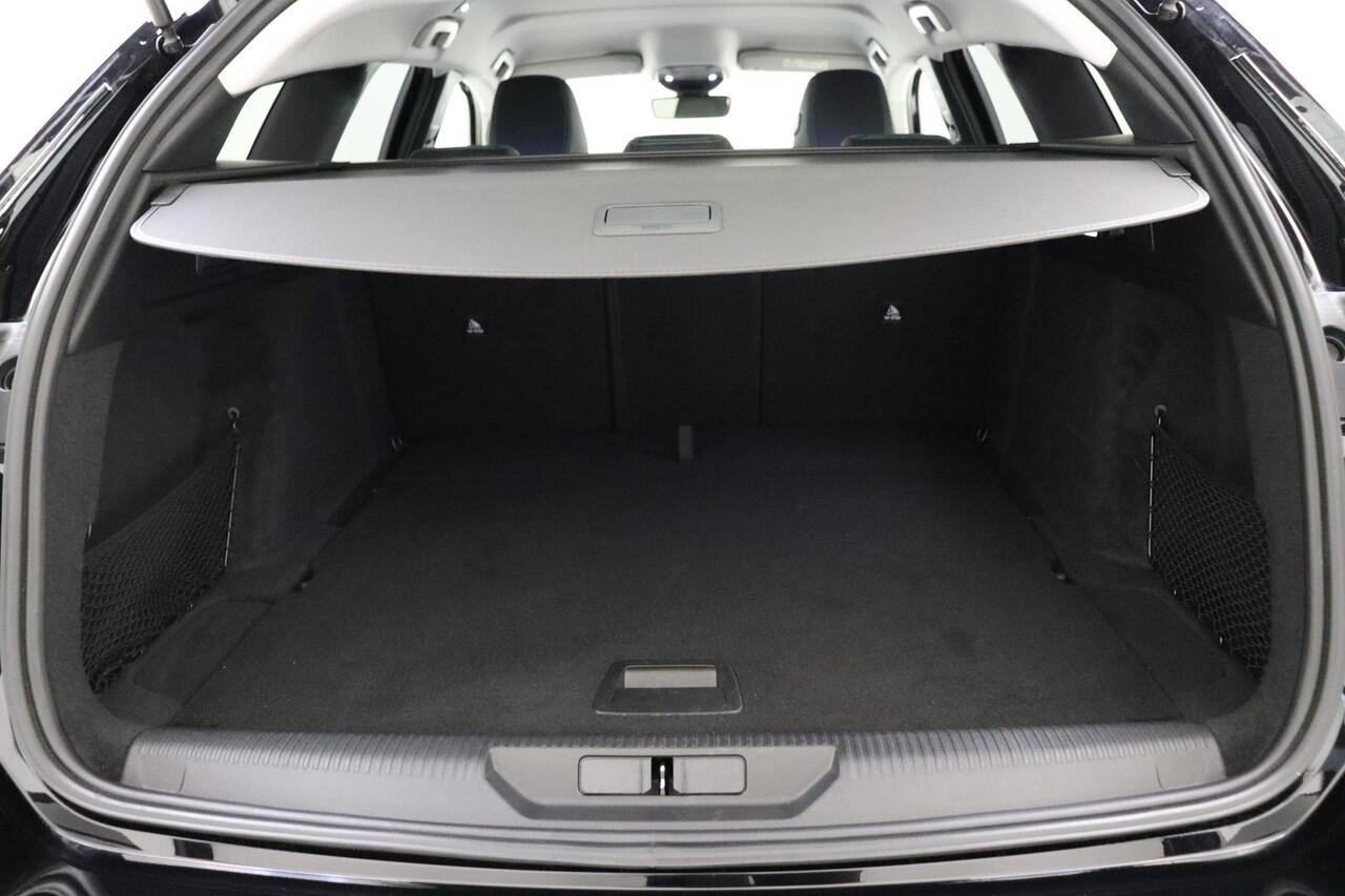 Peugeot 308 SW 1.2T 130pk Allure | AGR Stoel | Apple Carplay/Android Auto | Stoelverwarming | Achteruitrijcamera | Climate & Cruise Control |