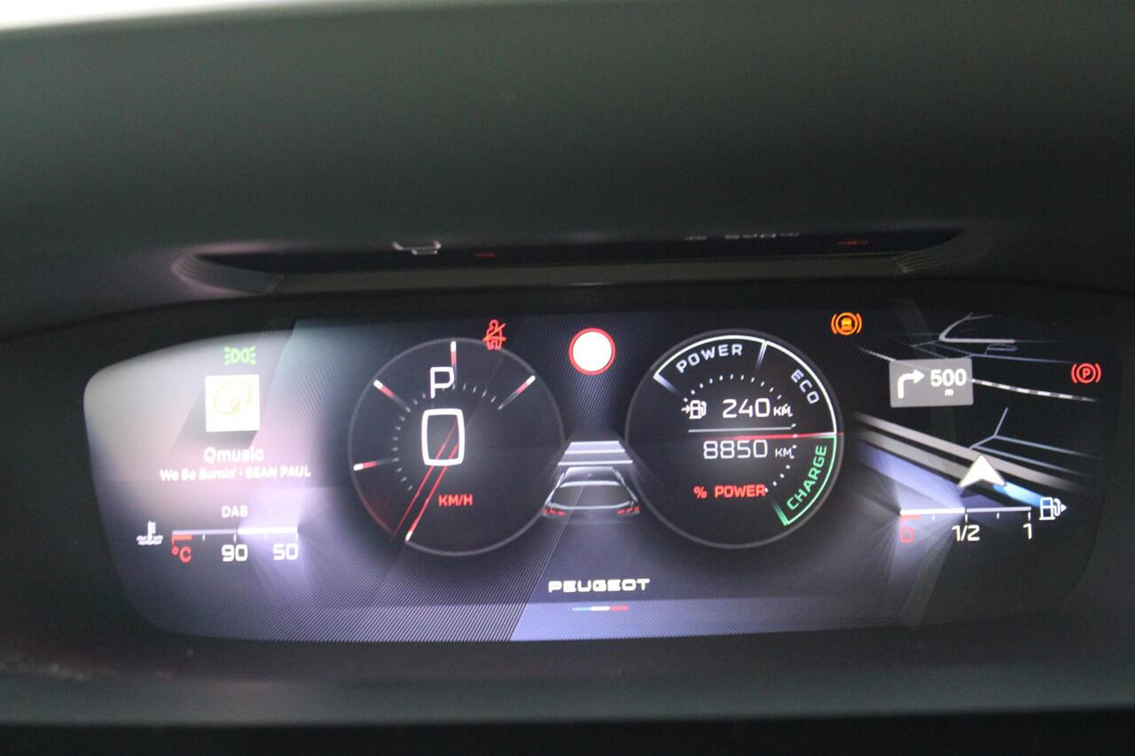 Peugeot 308 SW 1.2 MILD HYBRID 145PK DCS6 GT PACK | ELEKTRISCHE STOEL MET GEHEUGEN FUNCTIE | STOEL VERWARMING | ELEKTRISCHE ACHTERKLEP | 360° CAMERA | KEYLESS ENTRY/START | ADAPTIVE CRUISE CONTROL | 19" LICHTMETALEN VELGEN | DRAADLOZE TELEFOONLADER | DRAADLOZE APPLE 