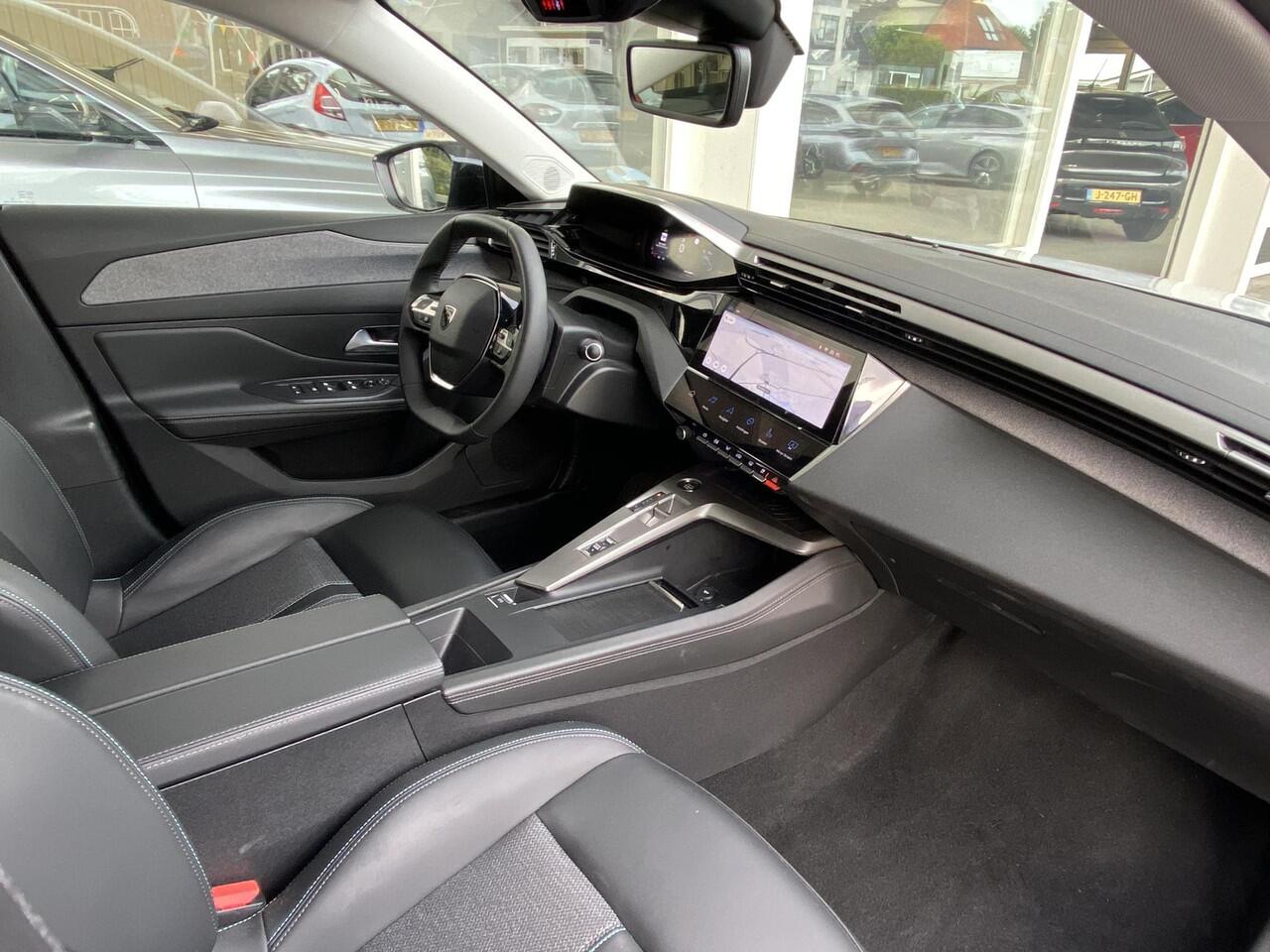 Peugeot 308 SW 1.2T 130pk Automaat Allure | AGR Comfortstoel | Camera voor & achter | Stoelverwarming | Navi | Keyless Entry