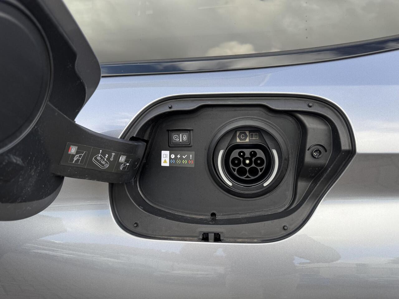 Peugeot 308 SW GT 1.6 HYbrid PHEV 225pk e-EAT8 | NAVI | STUUR+VOORRUITVERW. | FOCAL HIFI | ELEKTR. A.KLEP | 360° CAMERA | ALL-SEASONBANDEN | KEYLESS ENTRY |