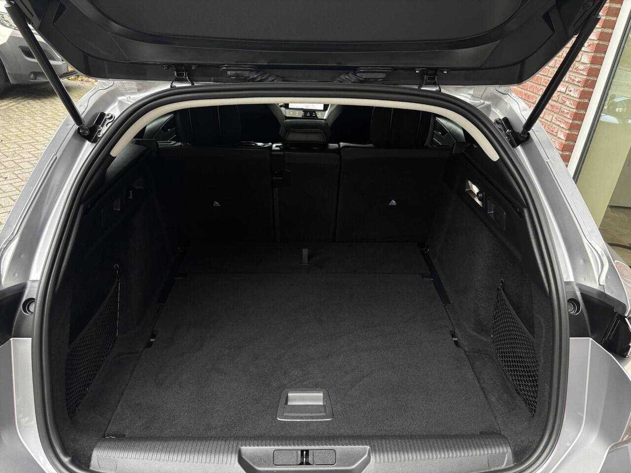 Peugeot 308 SW Allure Pack 1.2 Turbo 130pk EAT8 | AGR-STOEL | NAVI | KEYLESS ENTRY | 360° CAMERA | LEDER/STOF | STOEL+STUURVERW. | DODEHOEKBEW. | CLIMA