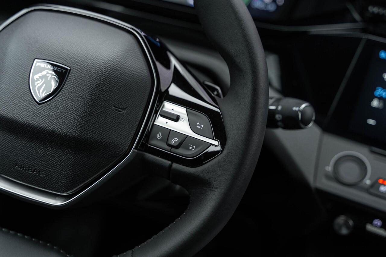 Peugeot 308 SW 1.2 Hybrid 136 e-DCS6 Active Pack Business | Navigatie | Adaptive Cruise Control | Climate Control | Apple carplay/Android auto | Stoelverwarming | LED koplampen | Virtual Cockpit