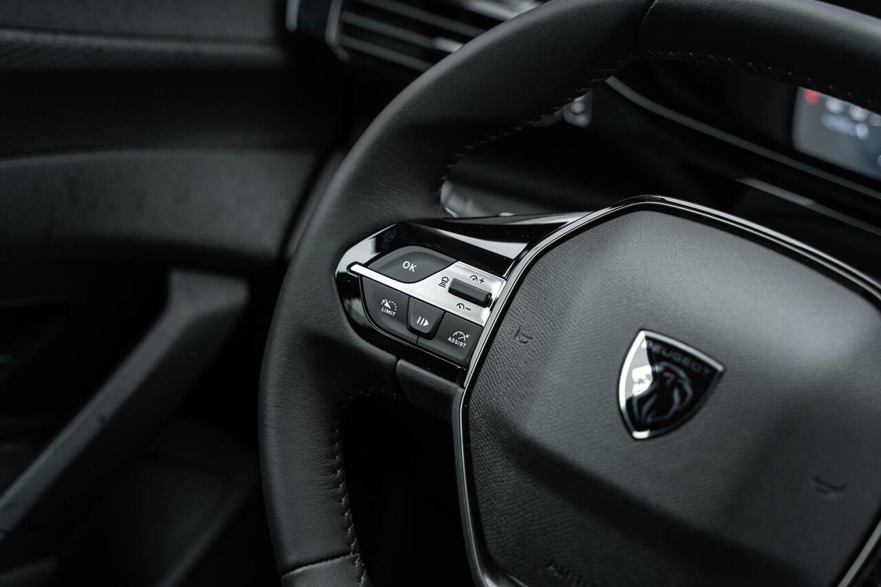 Peugeot 308 SW 1.2 Hybrid 136 e-DCS6 Active Pack Business | Navigatie | Adaptive Cruise Control | Climate Control | Apple carplay/Android auto | Stoelverwarming | LED koplampen | Virtual Cockpit