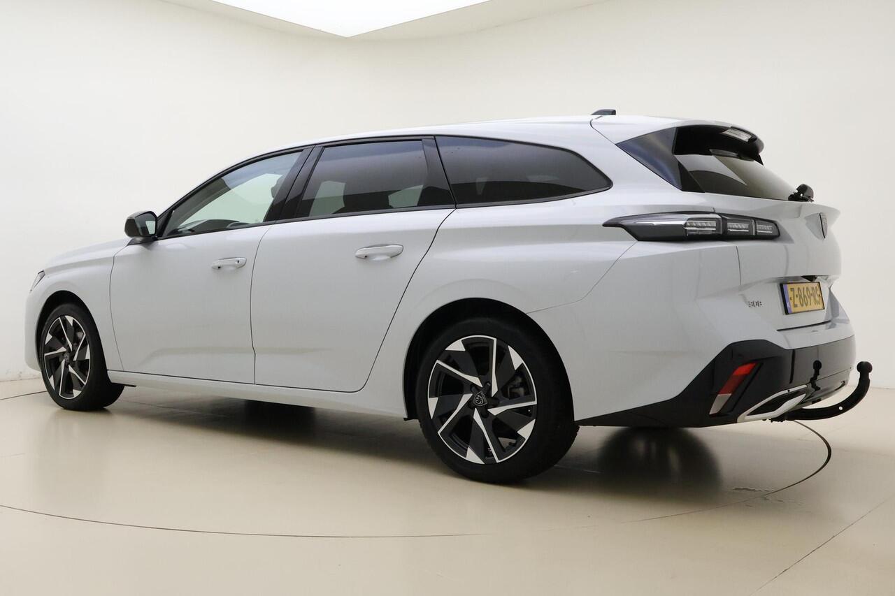 Peugeot 308 SW 1.2 PureTech Allure 130 PK Automaat | Navigatie | Afneembare Trekhaak | Verhoogd trekvermogen 1.400 KG | Camera's rondom | Keyless | Cruise control | Lichtmetalenvelgen