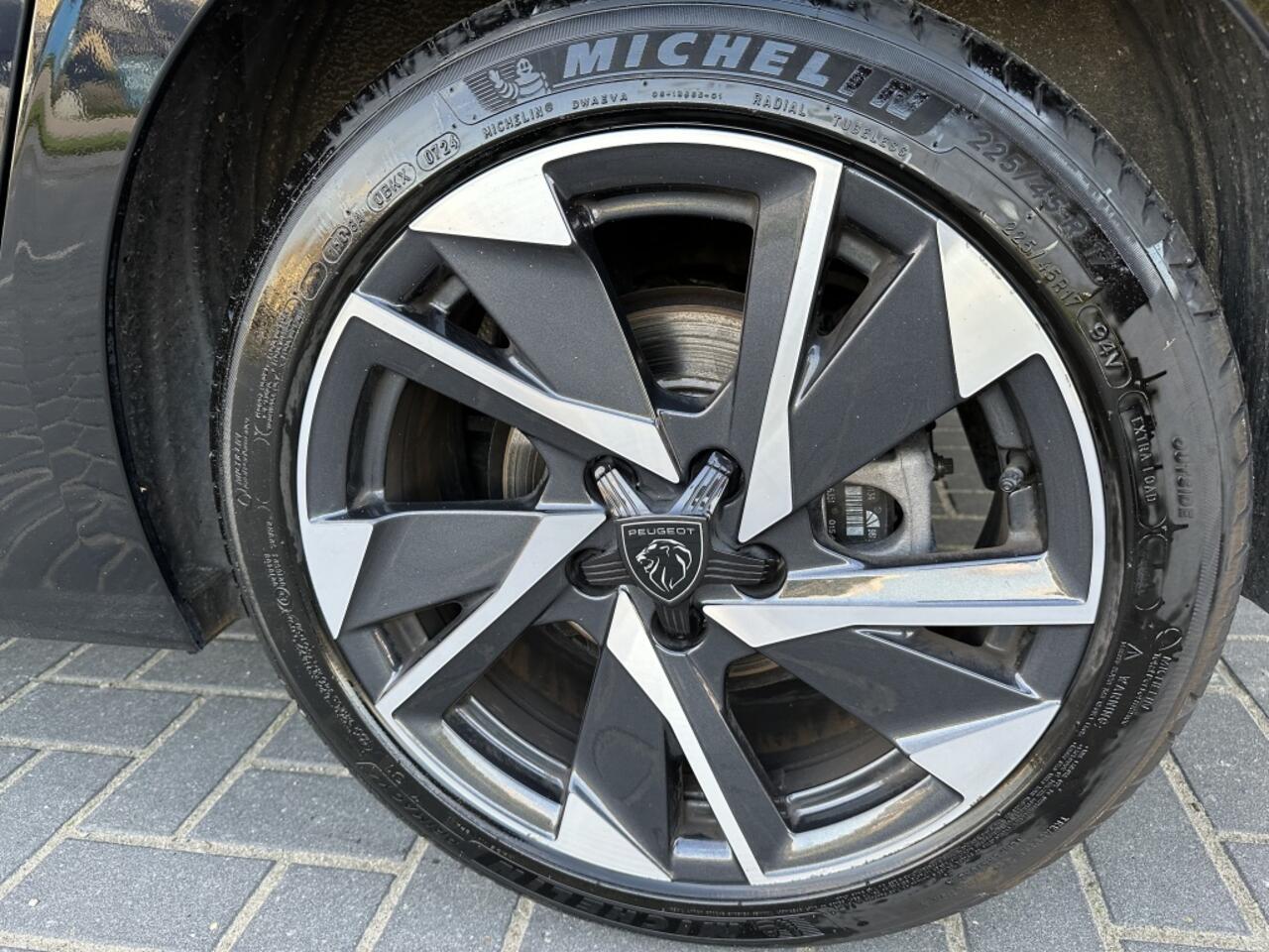 Peugeot 308 1.2 PureTech Allure 2024 NAVI CLIMATE 360 CAMERA SPORTVELGEN